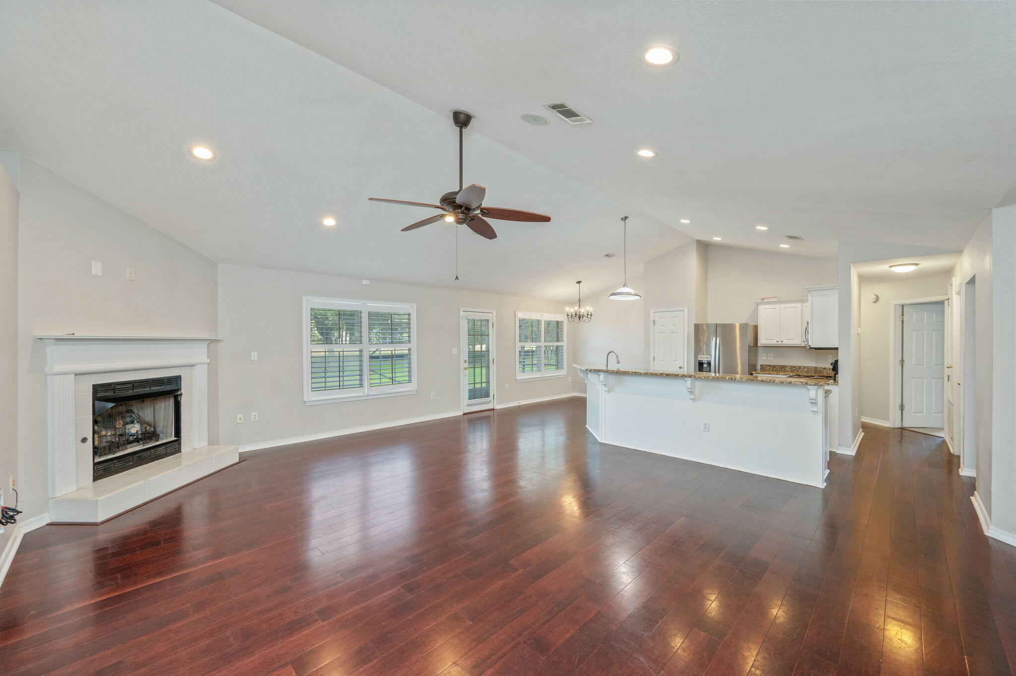 MAGNOLIA PLANTATION AT BLUEWATER BAY - Residential Lease