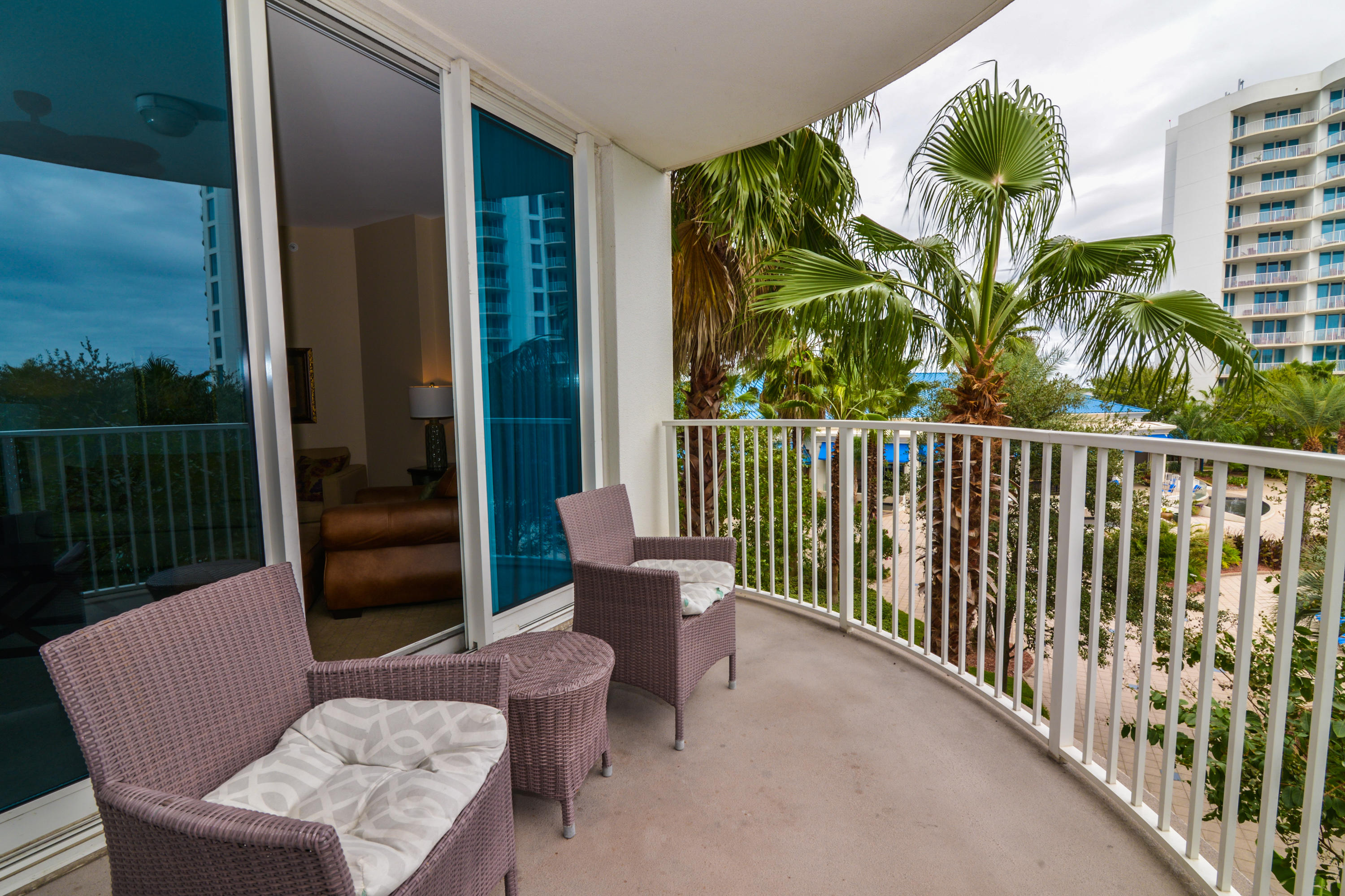 THE PALMS OF DESTIN - Residential