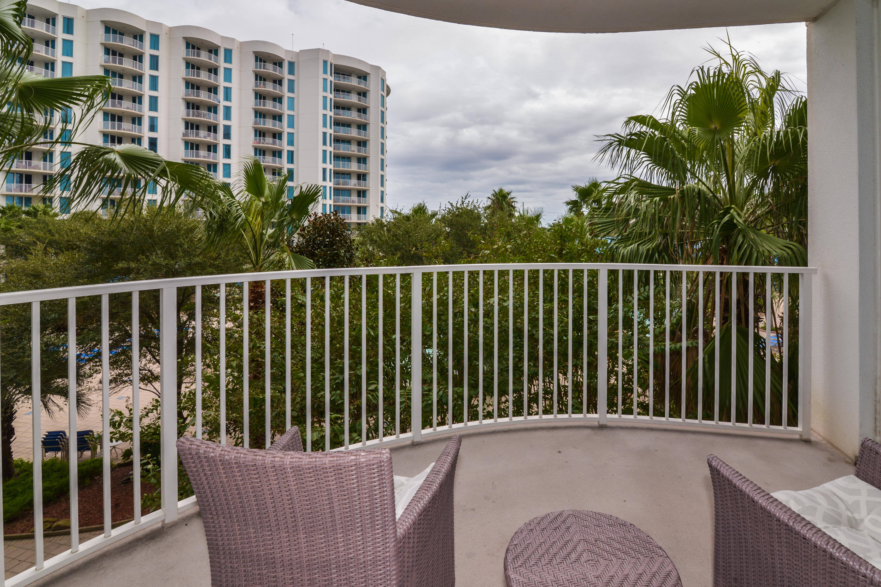 THE PALMS OF DESTIN - Residential