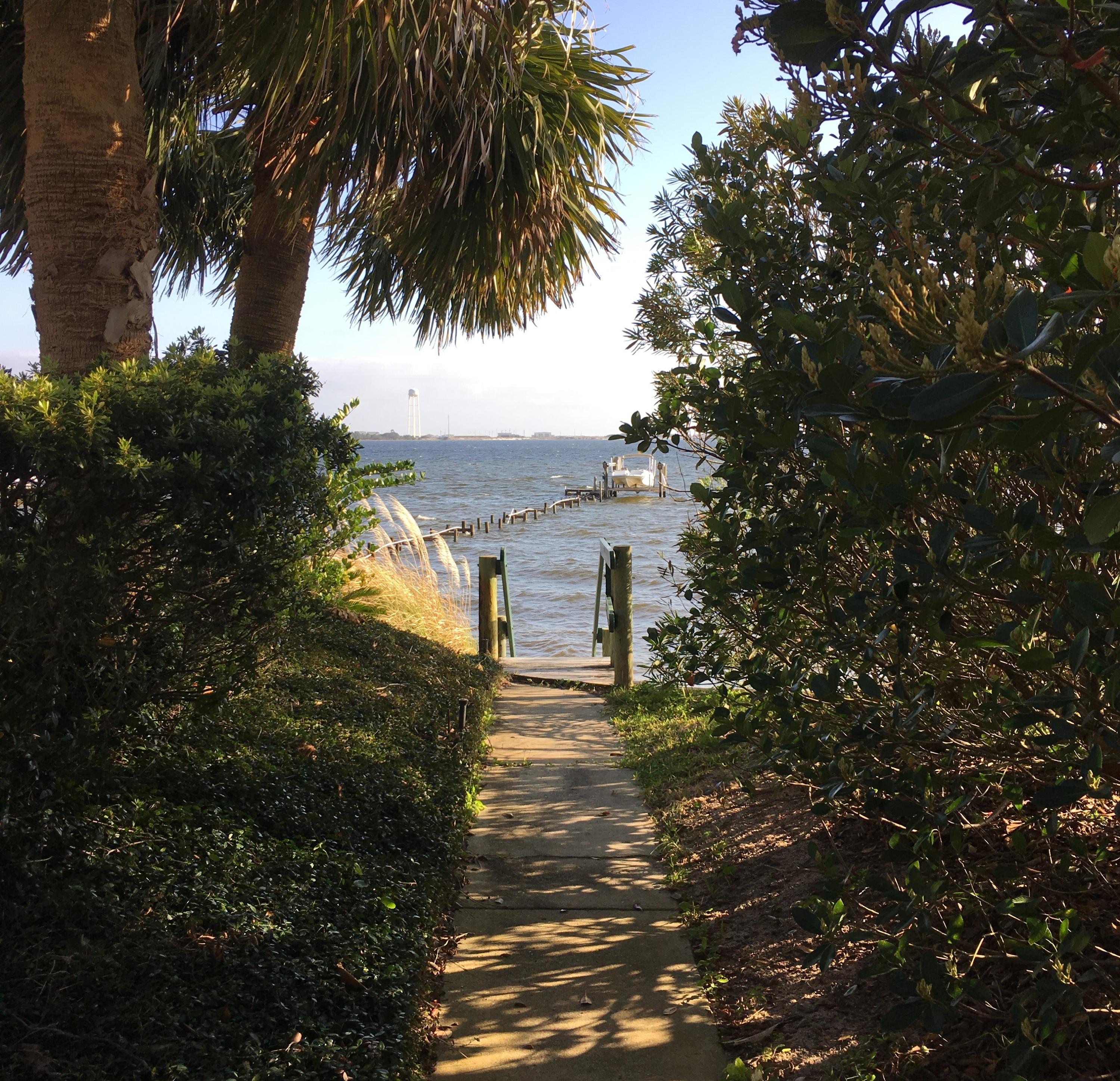 POMPHREY MANOR - Residential