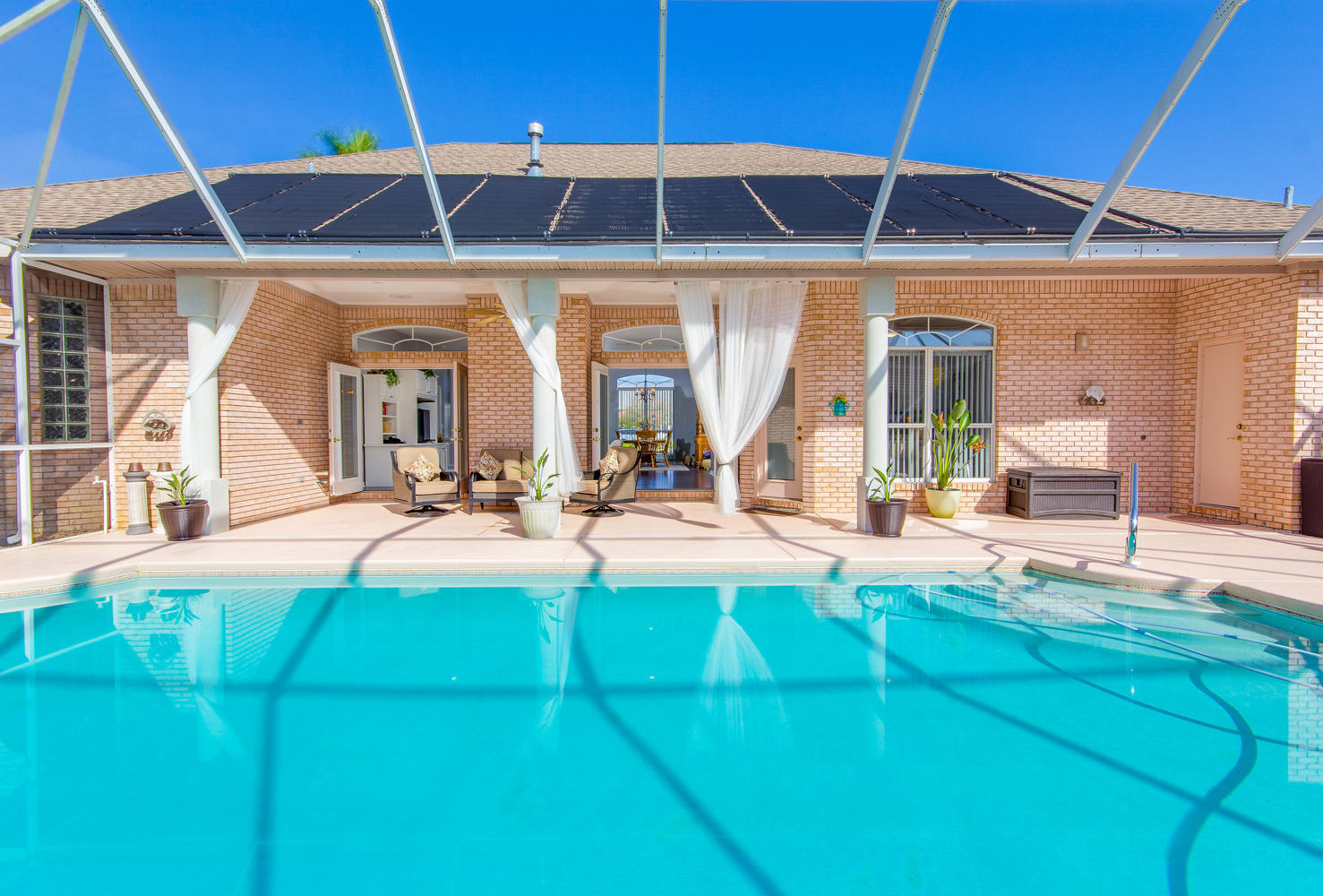 POMPHREY MANOR - Residential