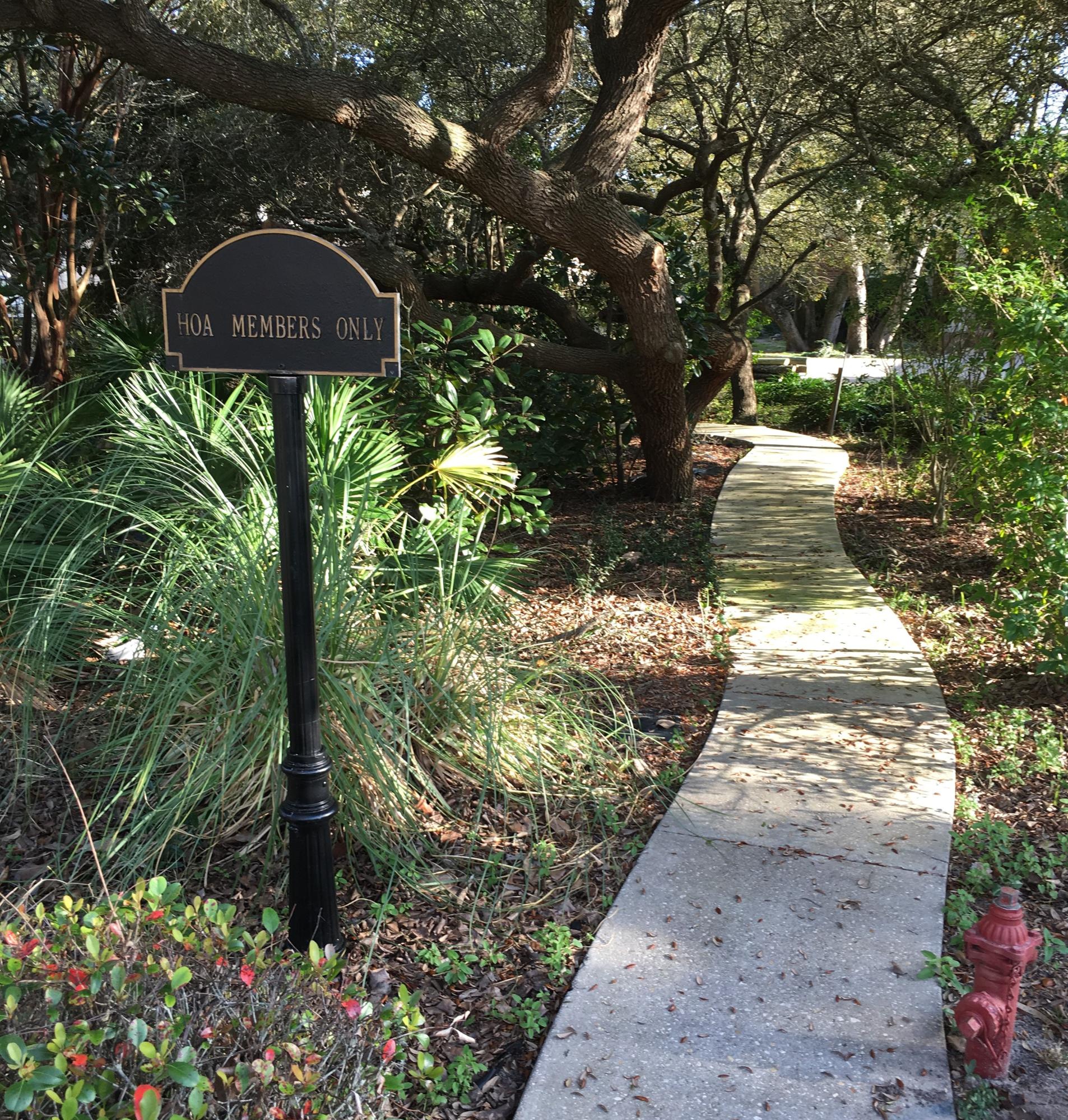 POMPHREY MANOR - Residential