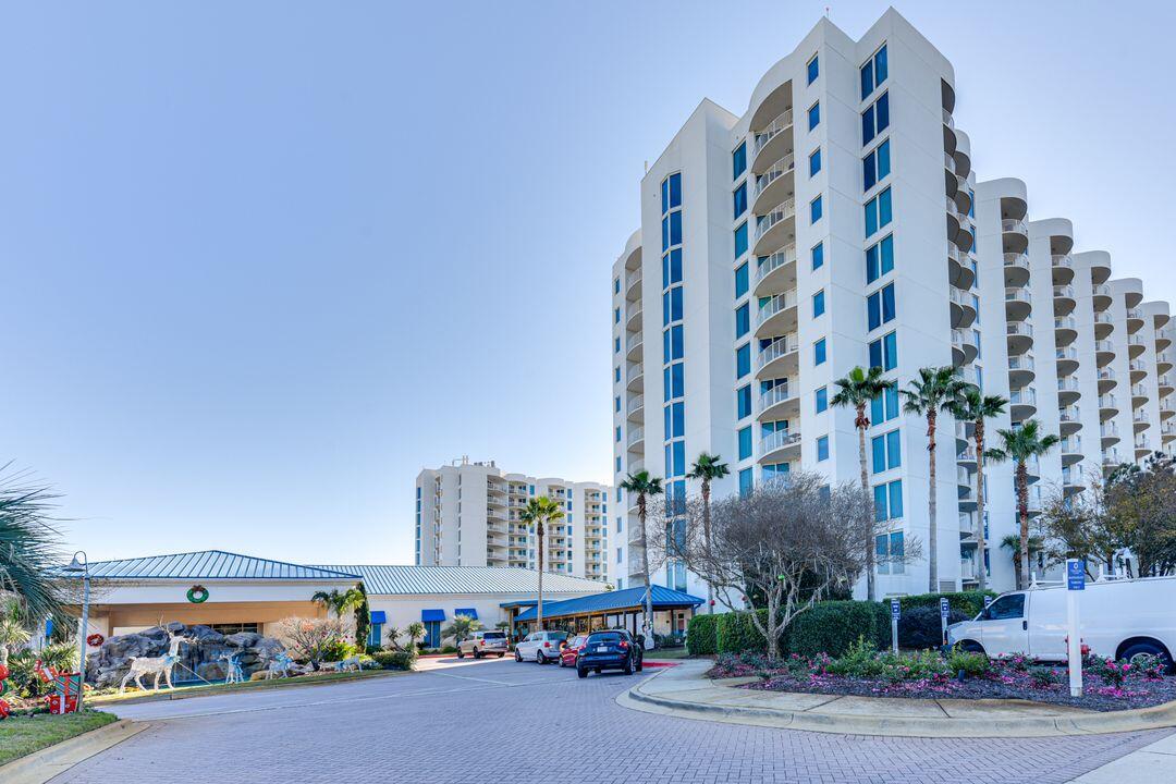 THE PALMS OF DESTIN - Residential