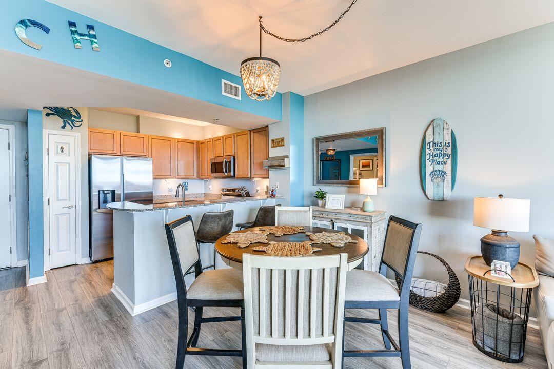 THE PALMS OF DESTIN - Residential
