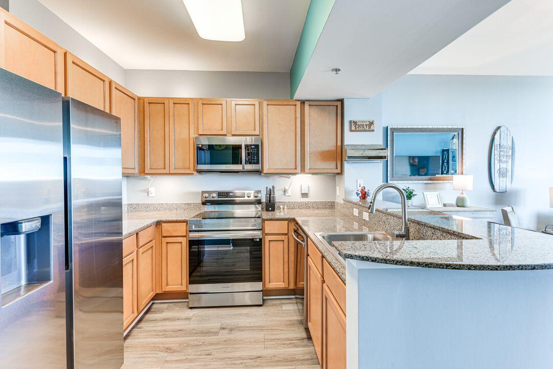 THE PALMS OF DESTIN - Residential