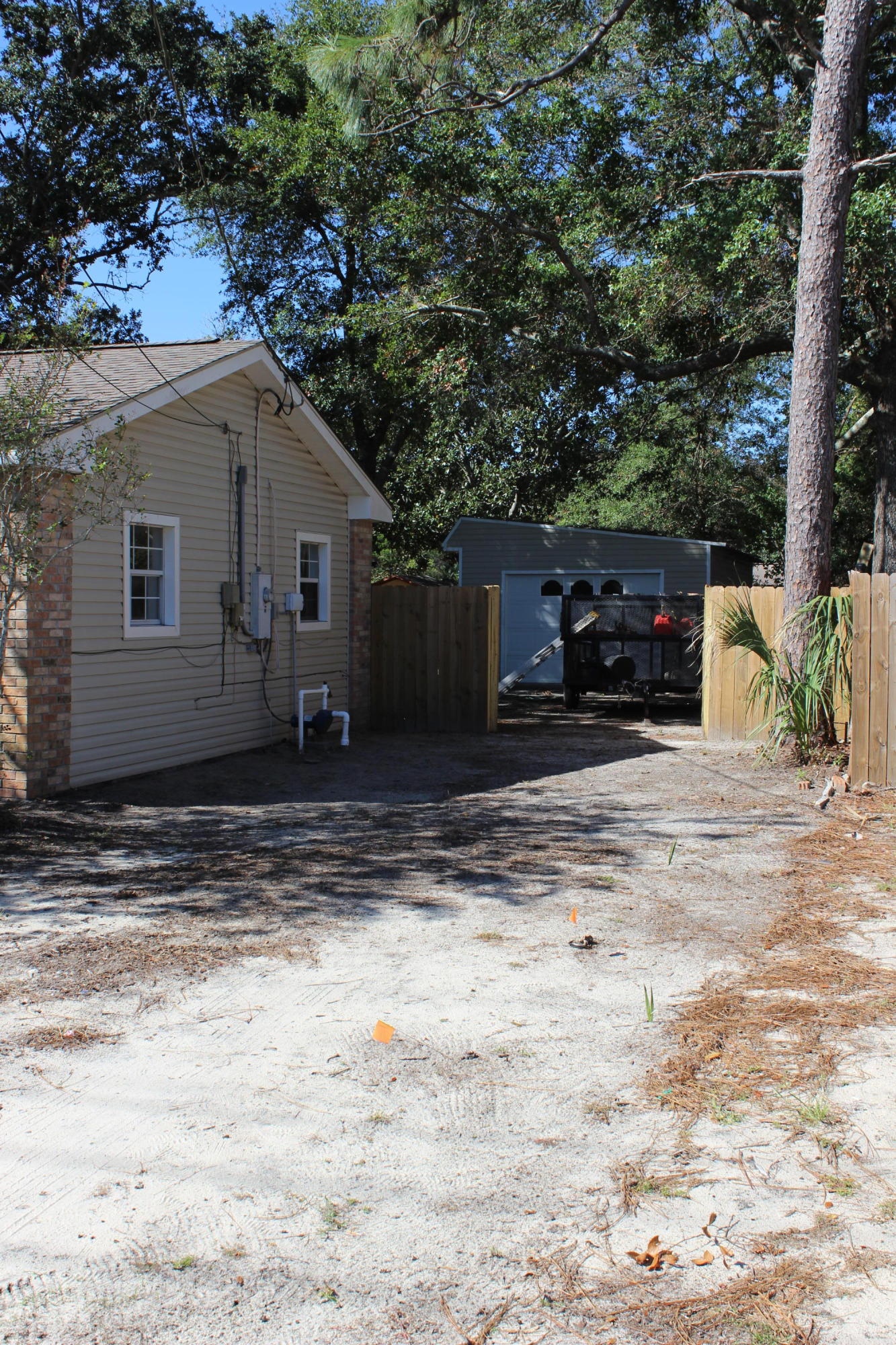 FORT WALTON BEACH / OAKLAND / CANTERBURY WOODS - Residential