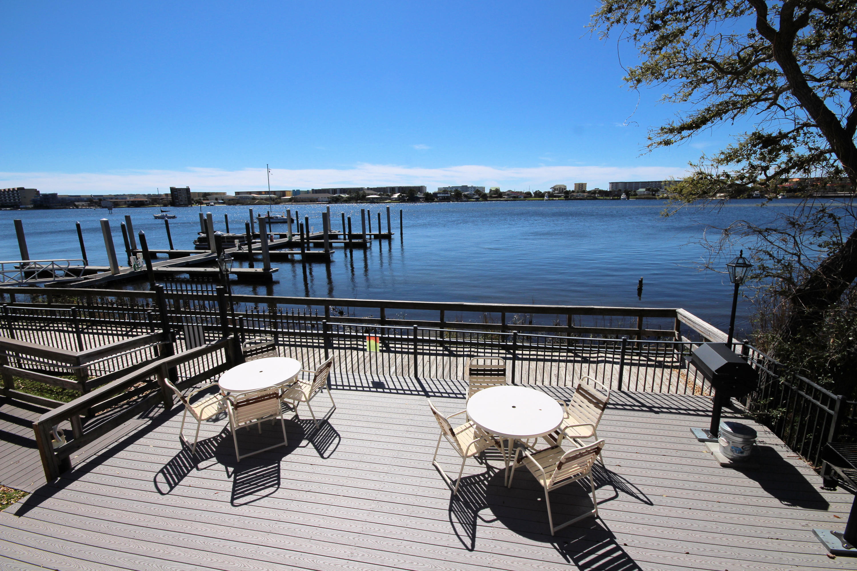 INDIANOLA ON THE WATER - Residential