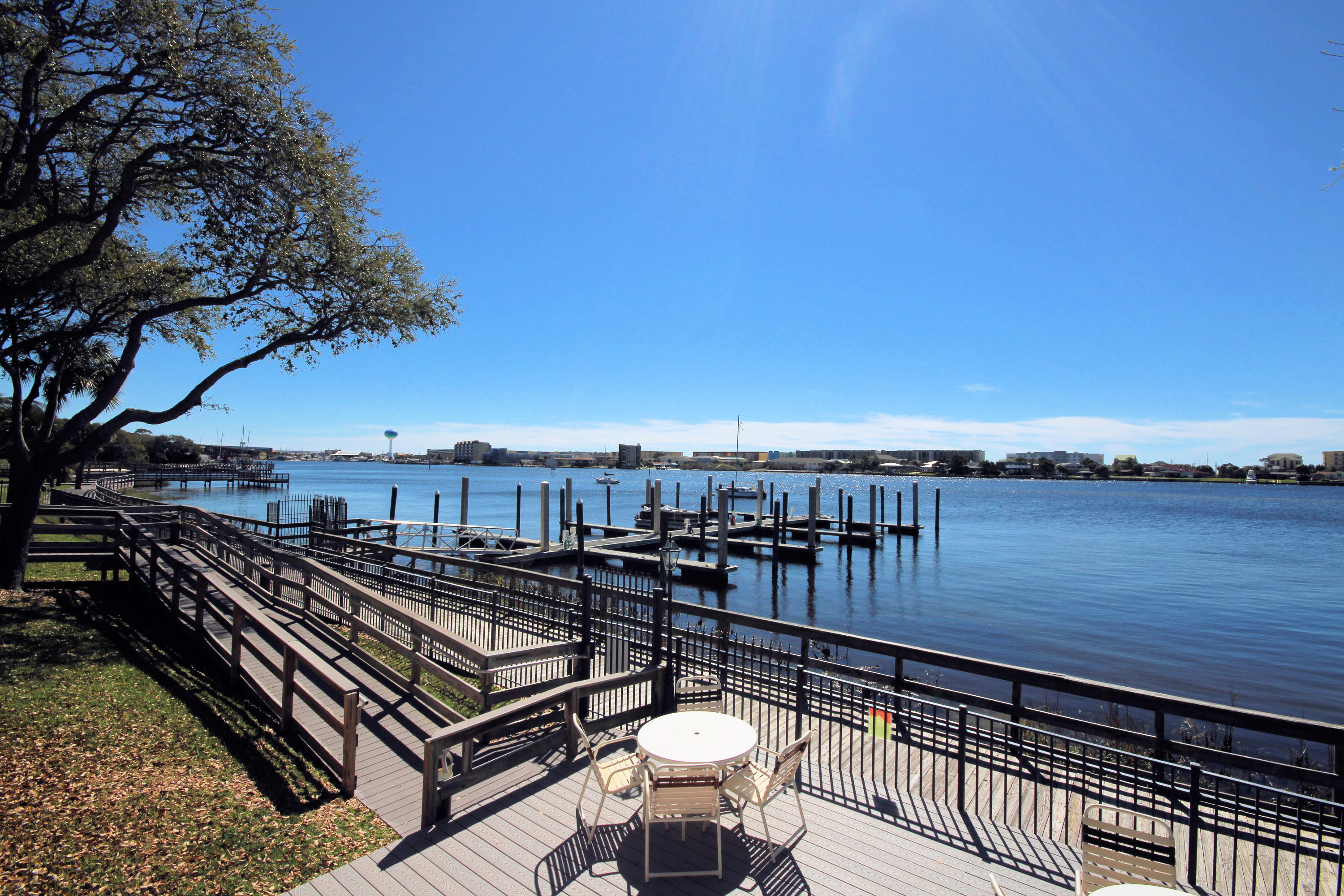 INDIANOLA ON THE WATER - Residential