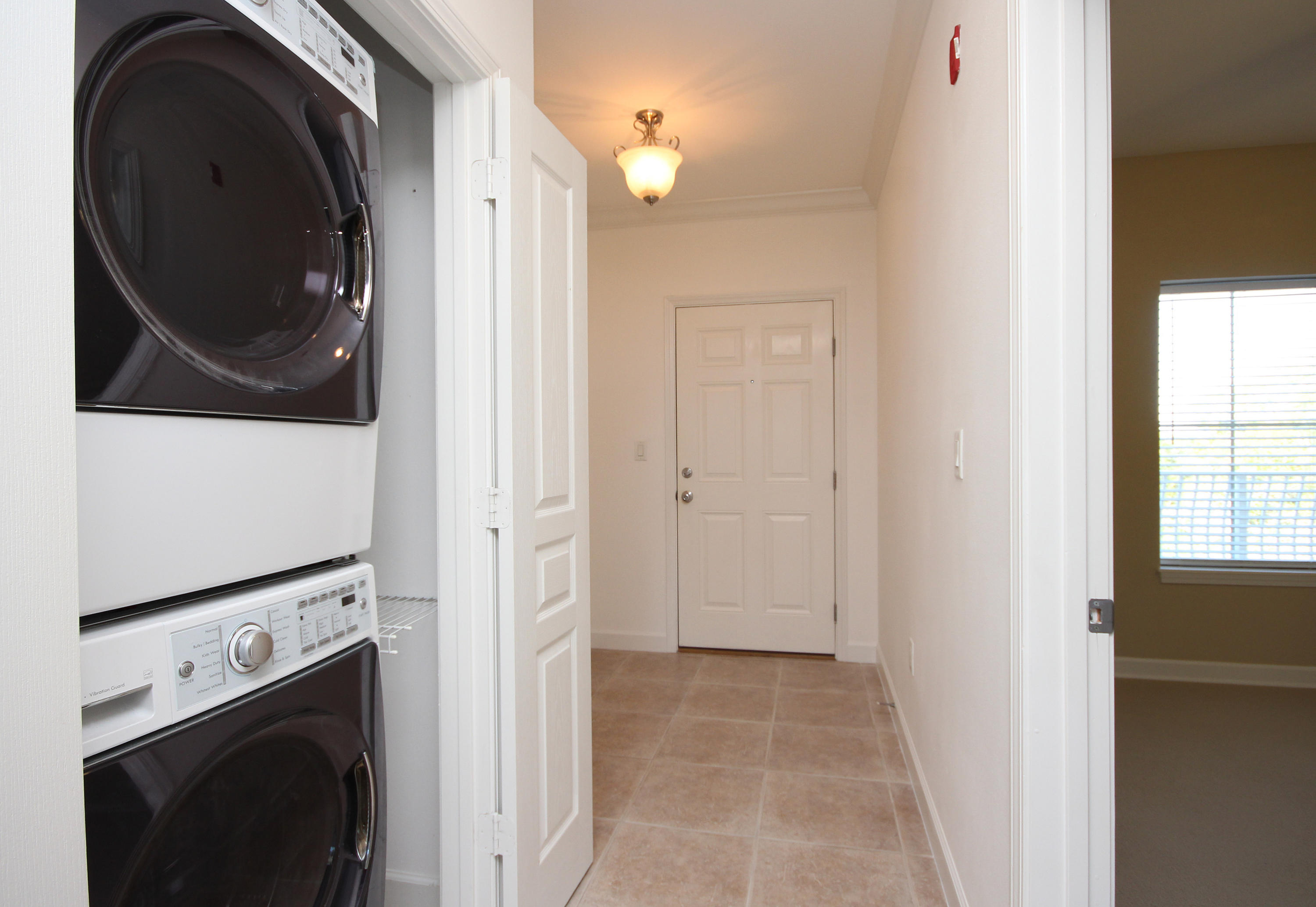 INDIANOLA ON THE WATER - Residential