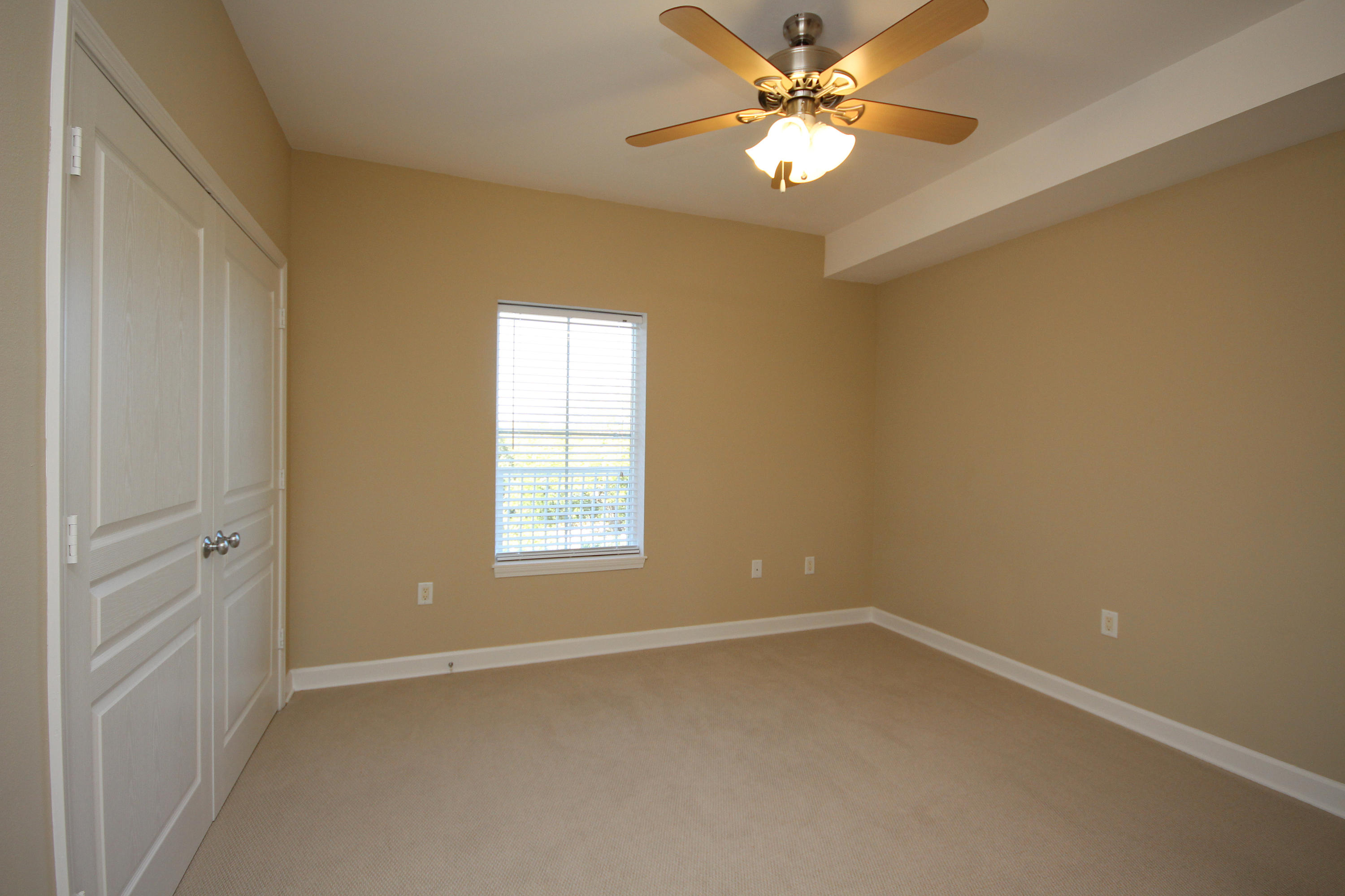 INDIANOLA ON THE WATER - Residential