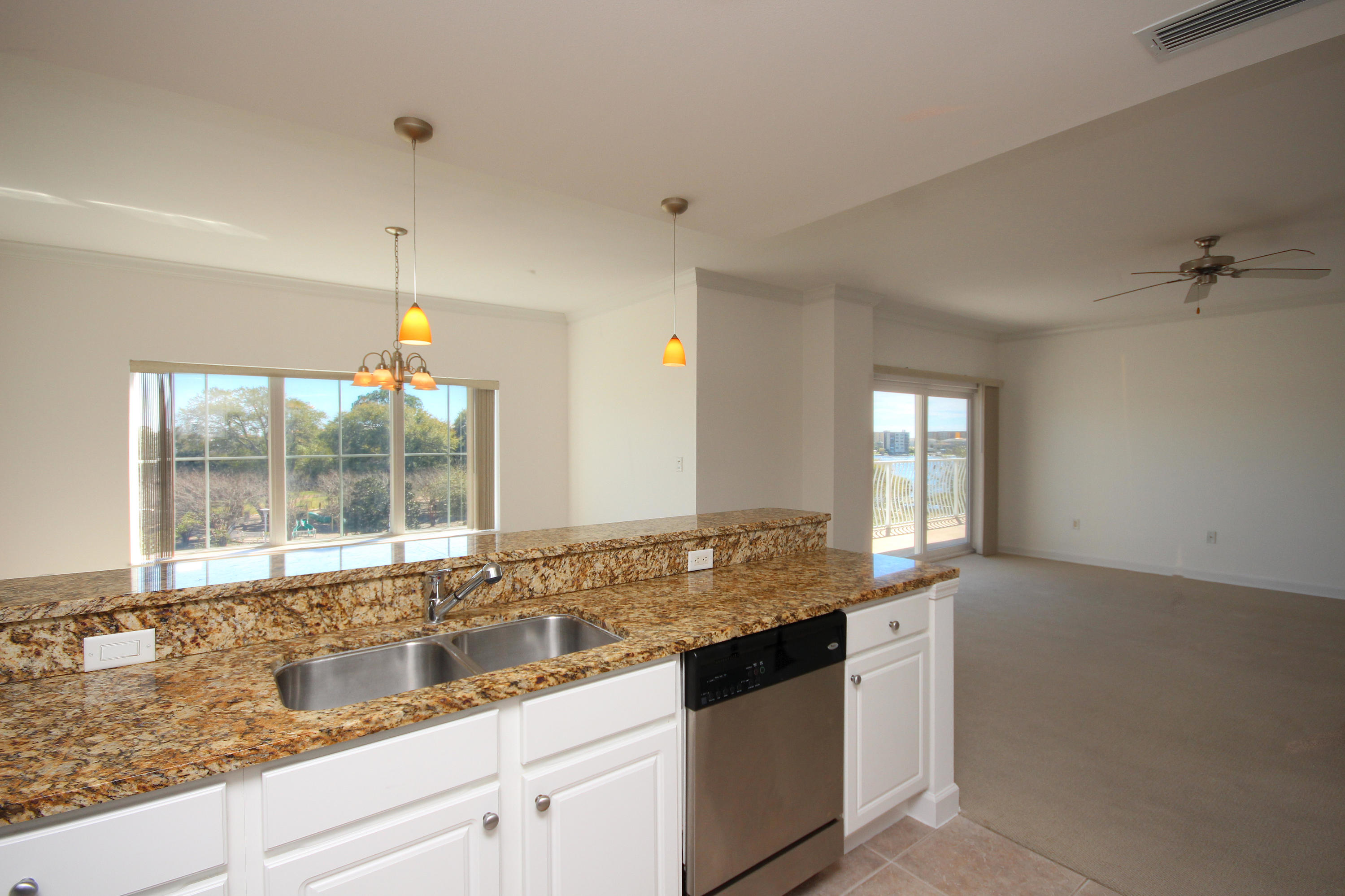 INDIANOLA ON THE WATER - Residential