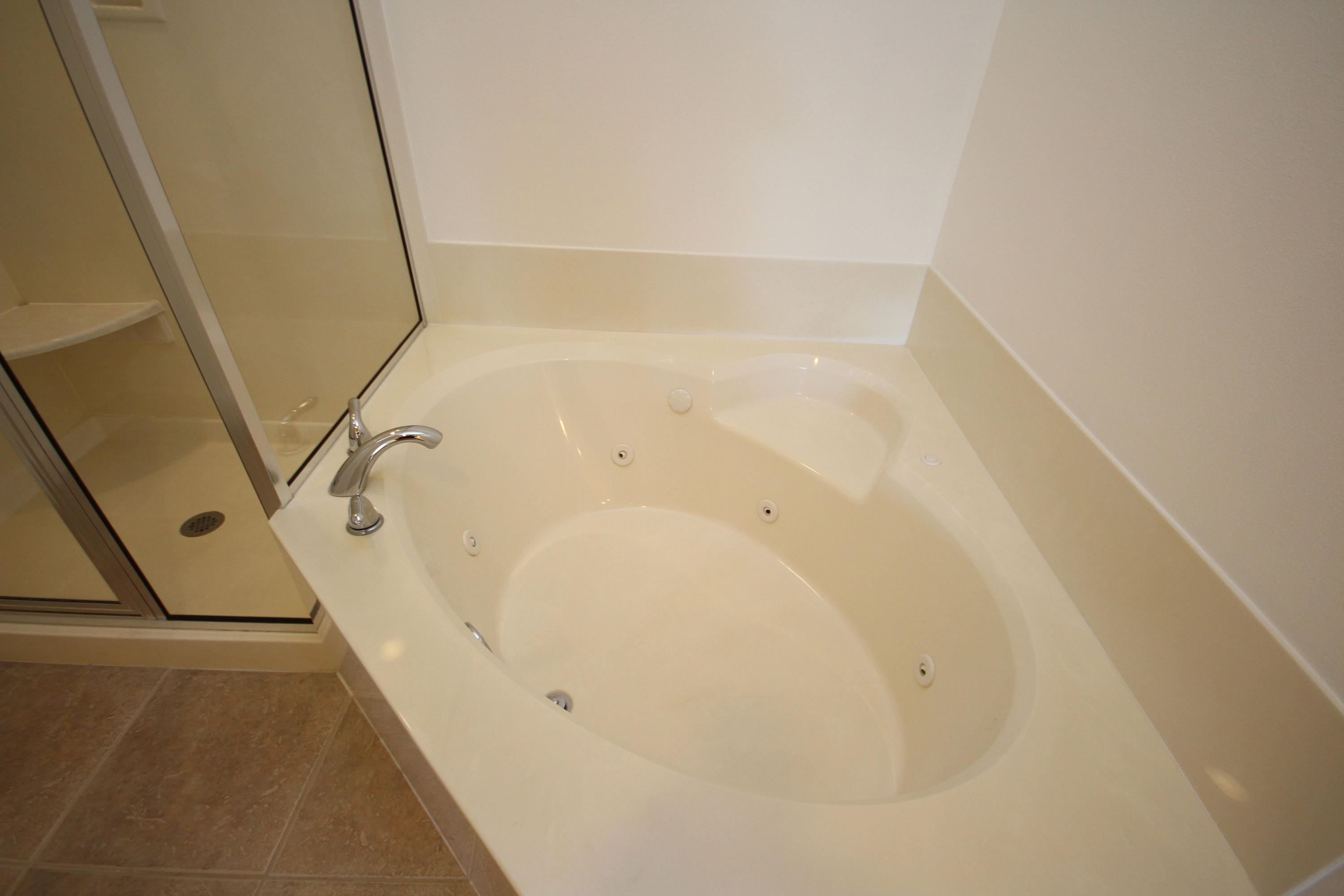 INDIANOLA ON THE WATER - Residential