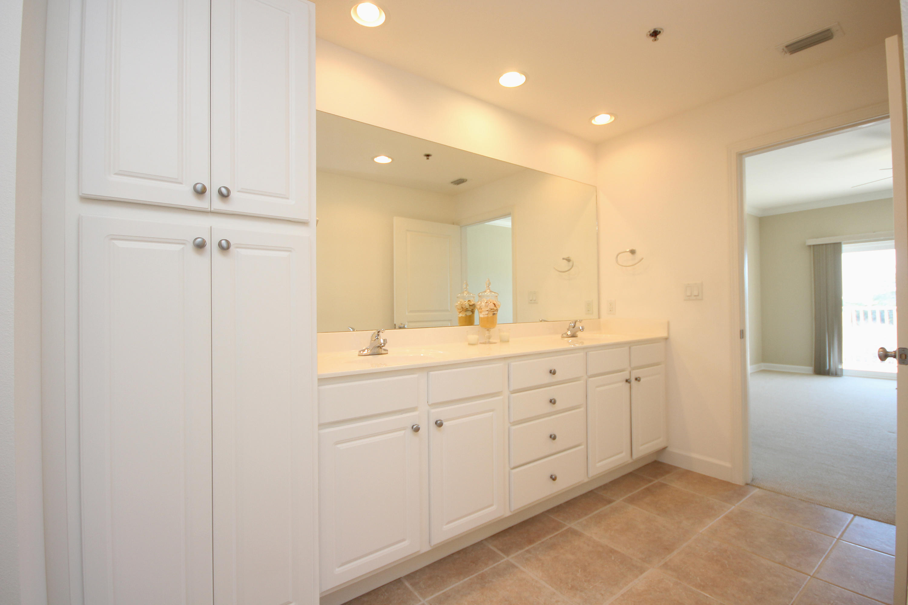 INDIANOLA ON THE WATER - Residential