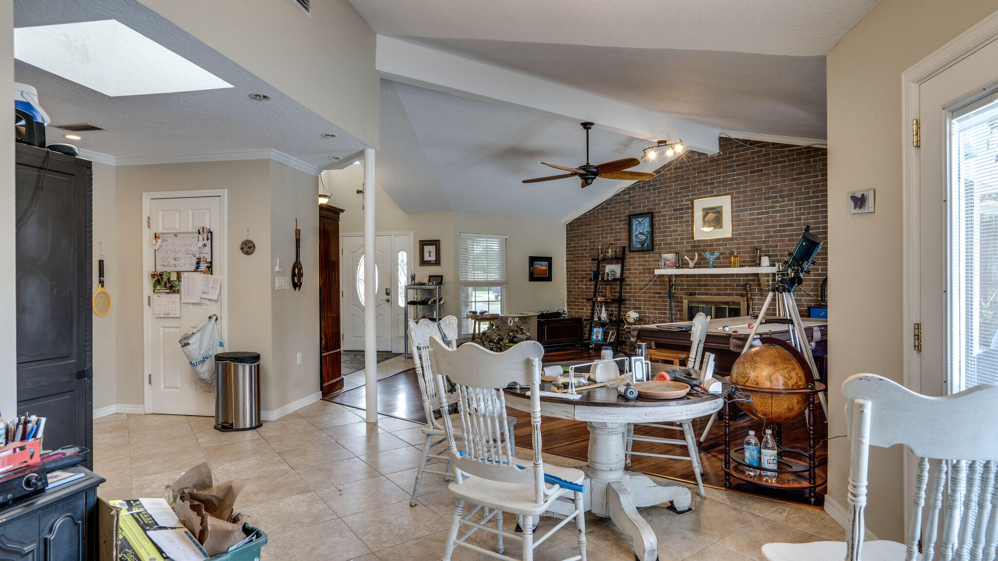 TANGLEWOOD S/D 1ST ADDN - Residential Lease