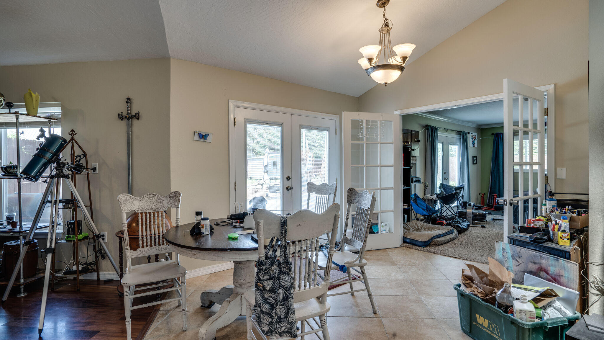 TANGLEWOOD S/D 1ST ADDN - Residential Lease