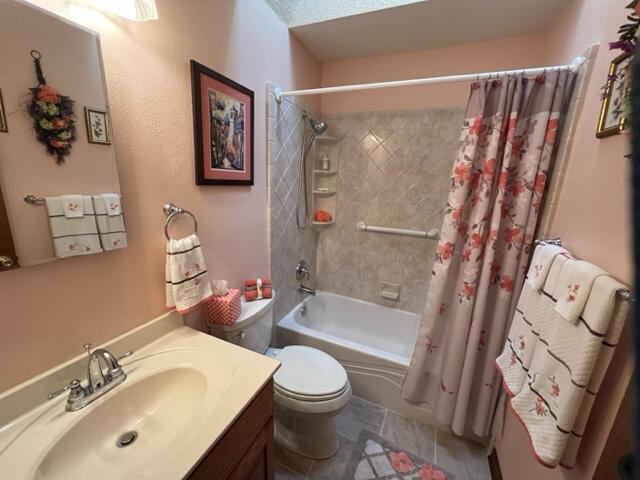 PINE MEADOWS 2ND ADDN - Residential