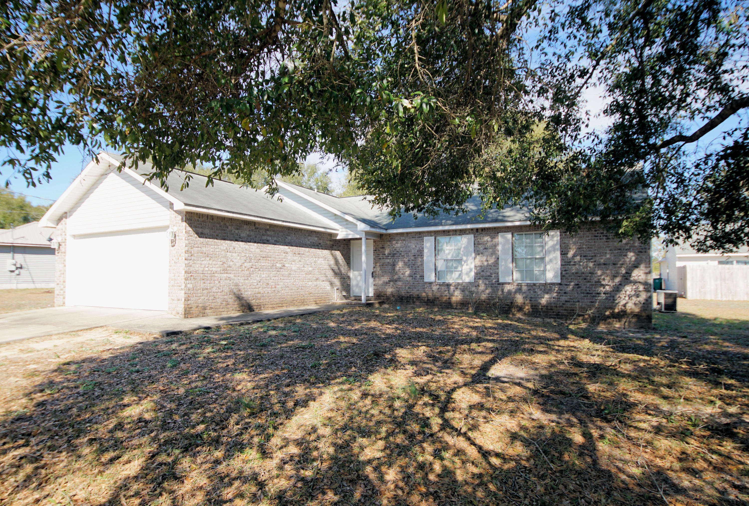 FAIRCHILD ESTATES - Residential