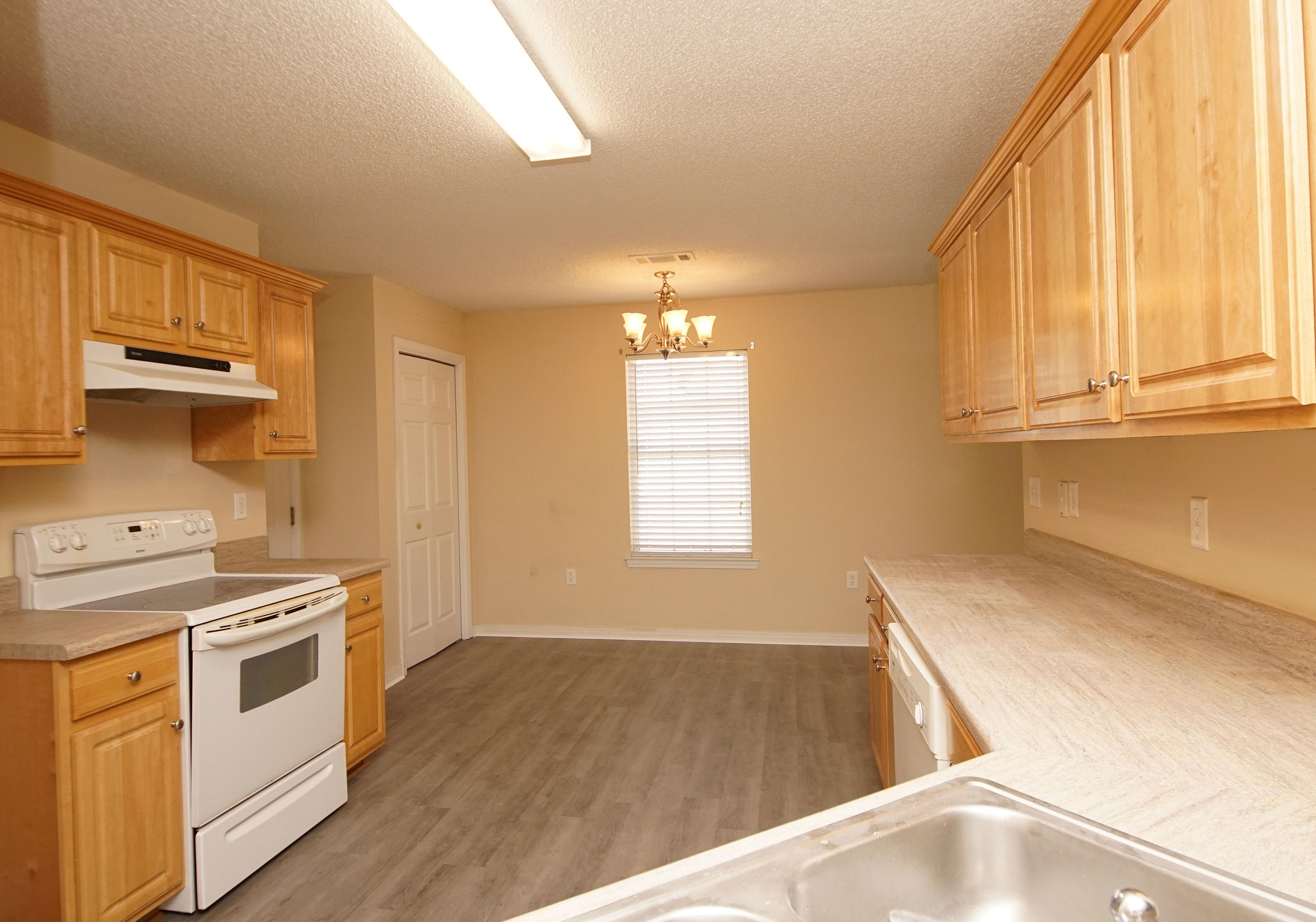 FAIRCHILD ESTATES - Residential