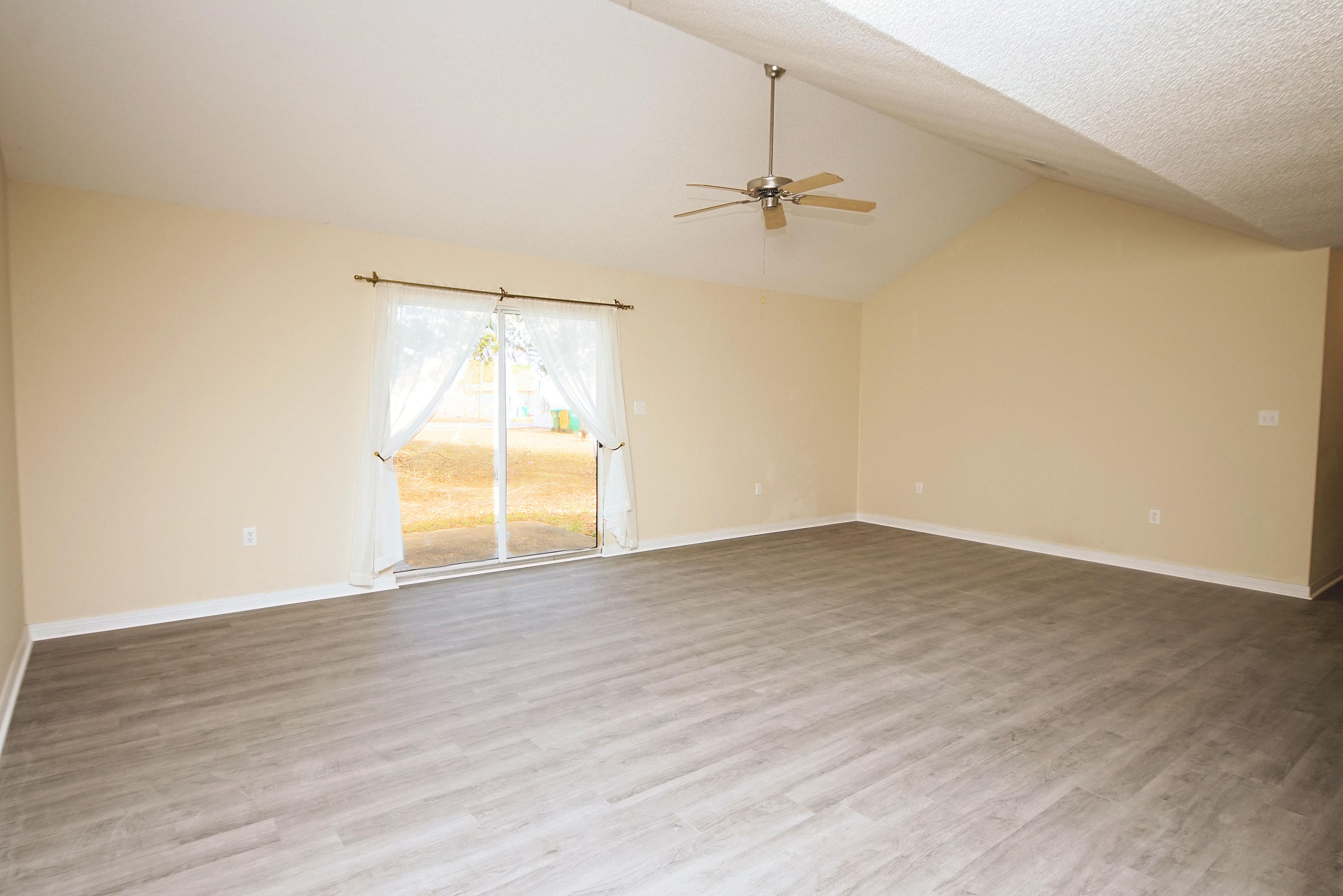 FAIRCHILD ESTATES - Residential