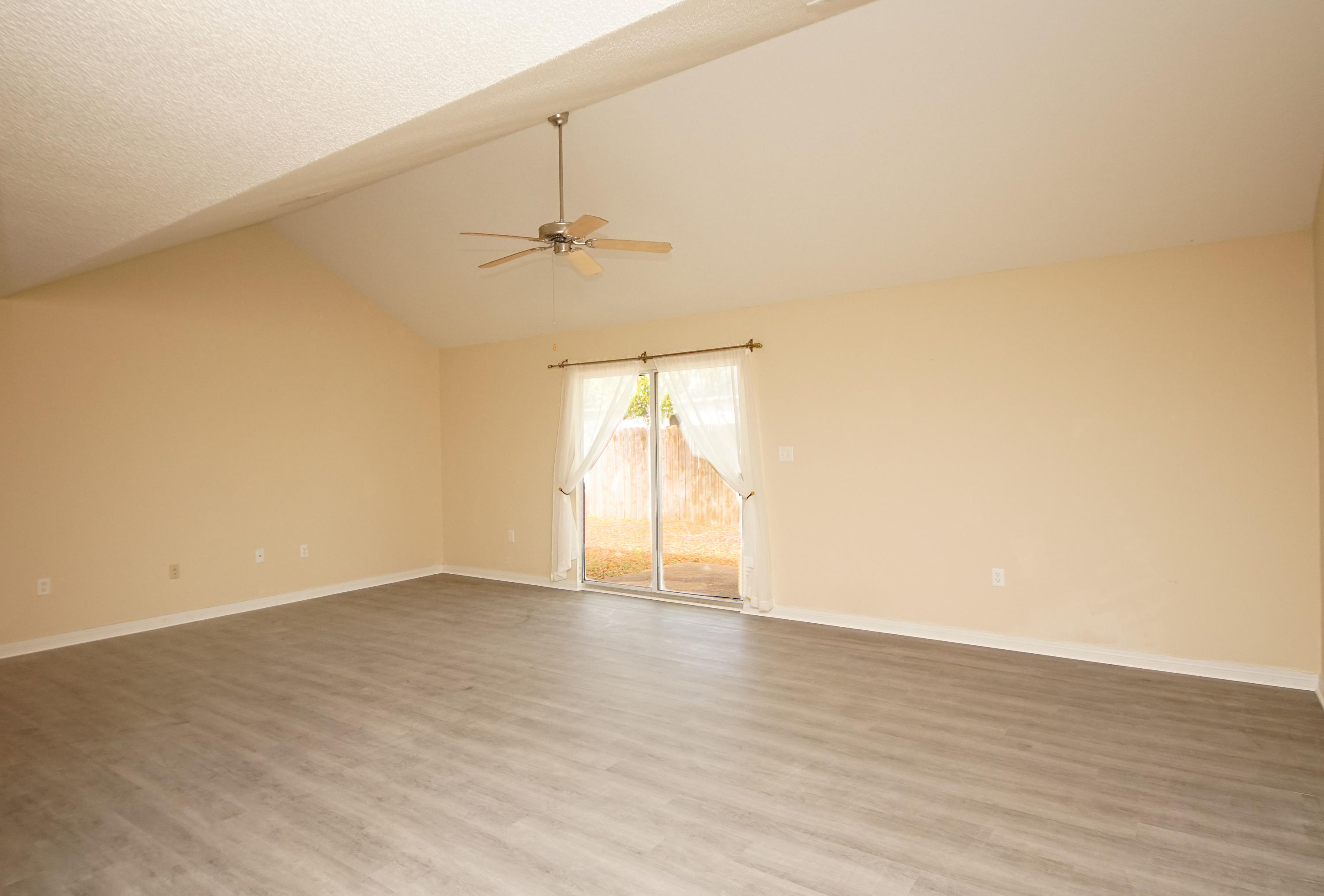 FAIRCHILD ESTATES - Residential