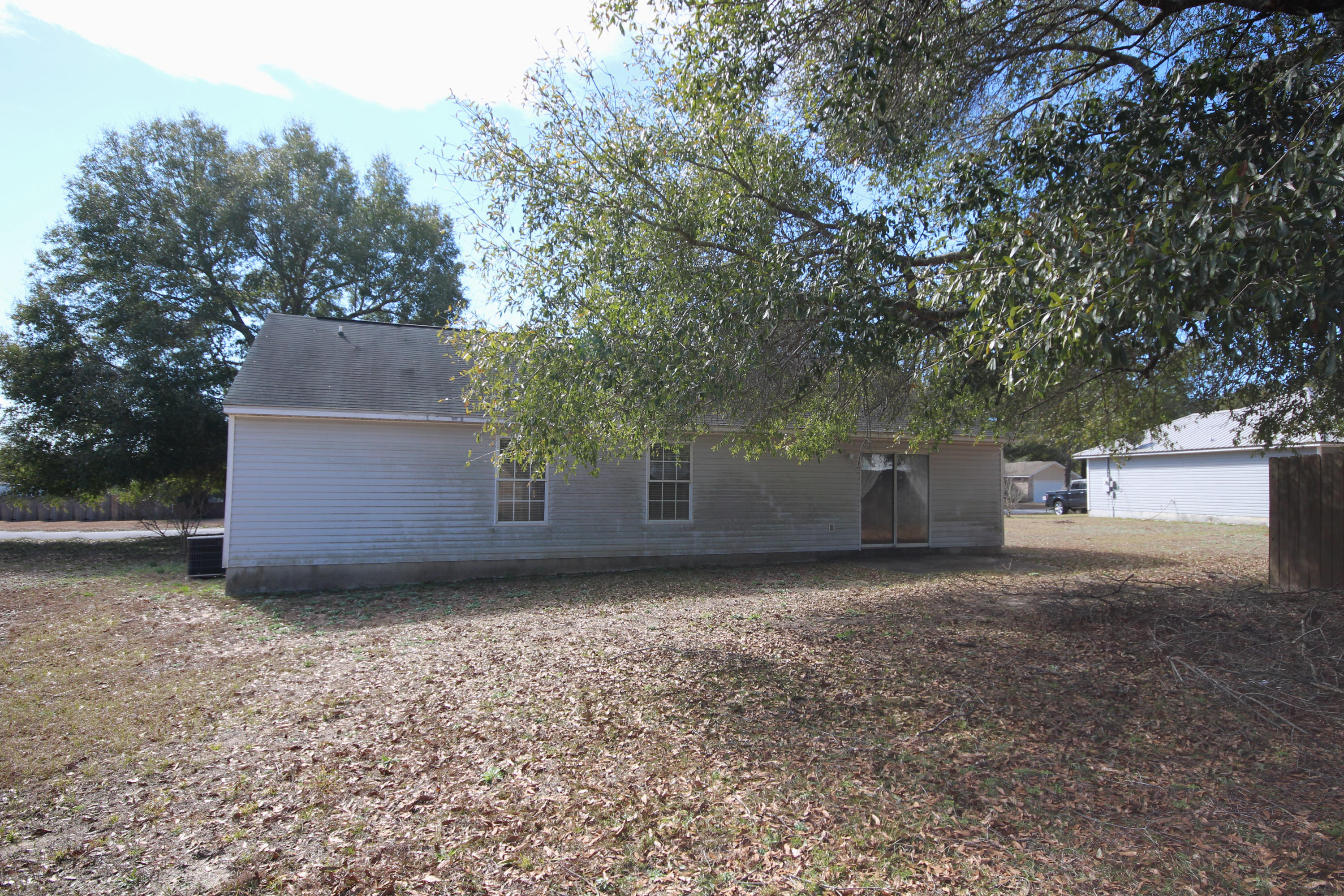 FAIRCHILD ESTATES - Residential