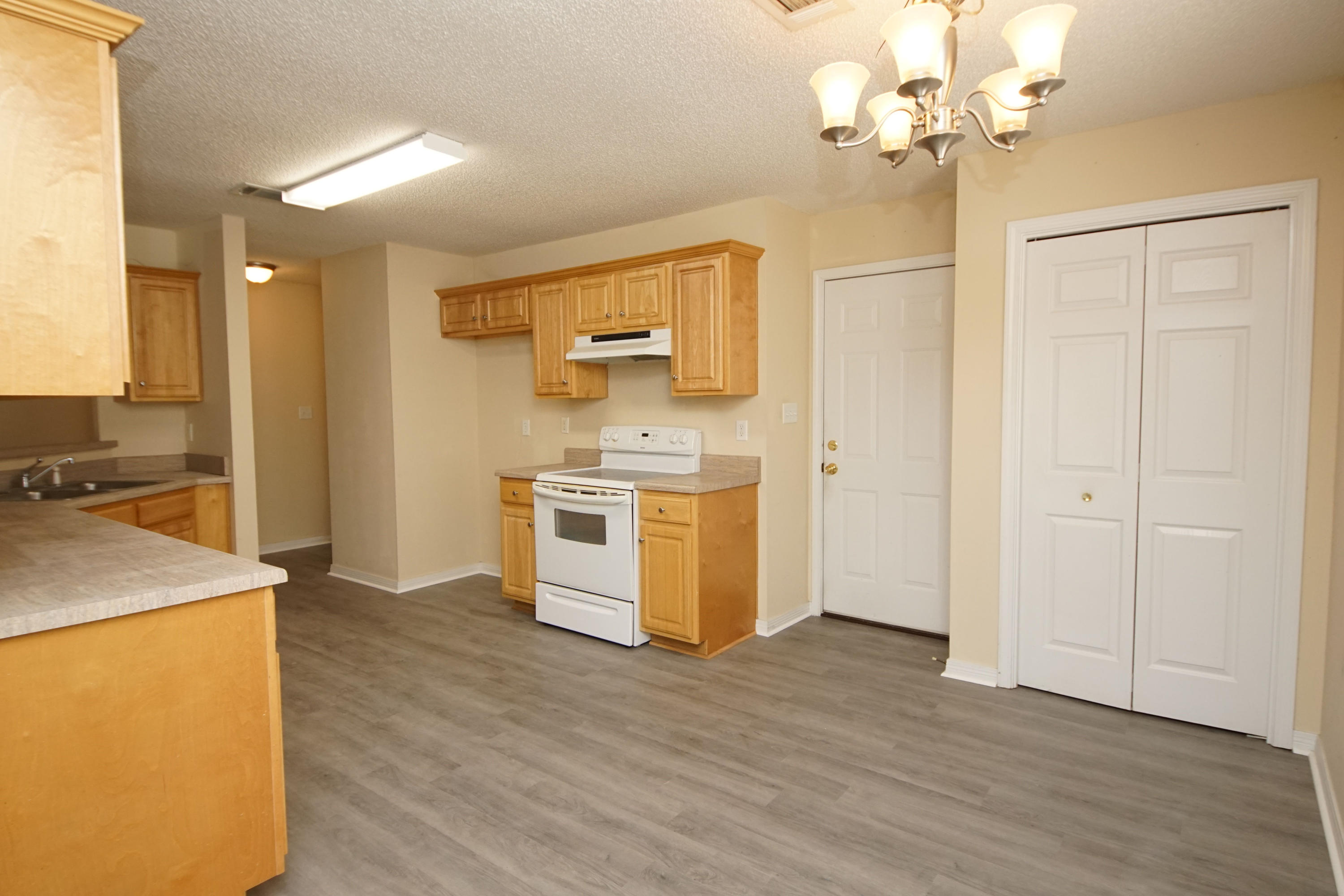 FAIRCHILD ESTATES - Residential