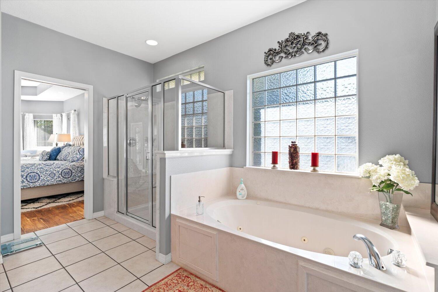 QUAYSIDE VILLAGE PH III - Residential