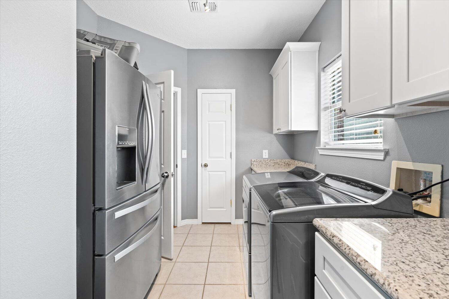 QUAYSIDE VILLAGE PH III - Residential