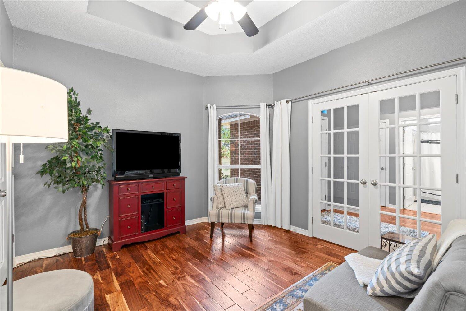 QUAYSIDE VILLAGE PH III - Residential