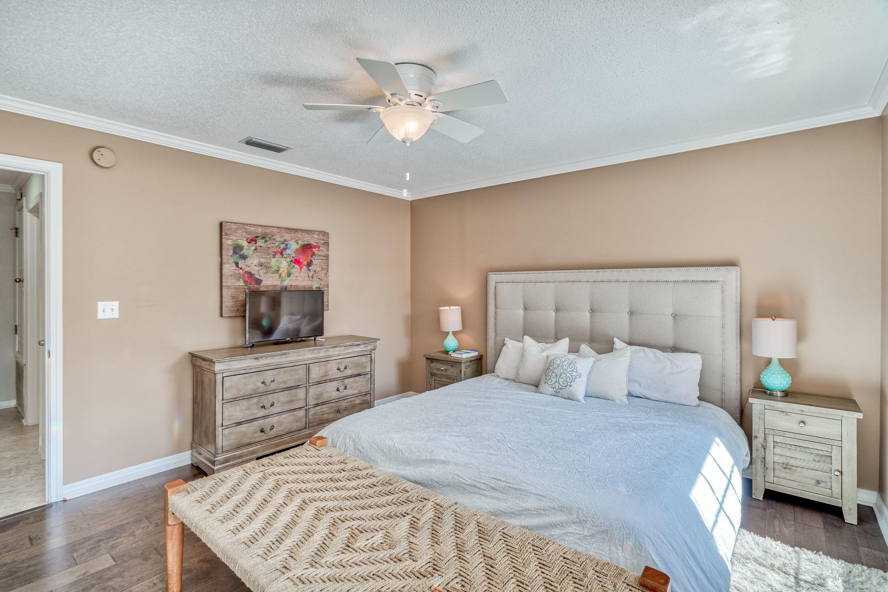 WINDSOR FOREST - Residential