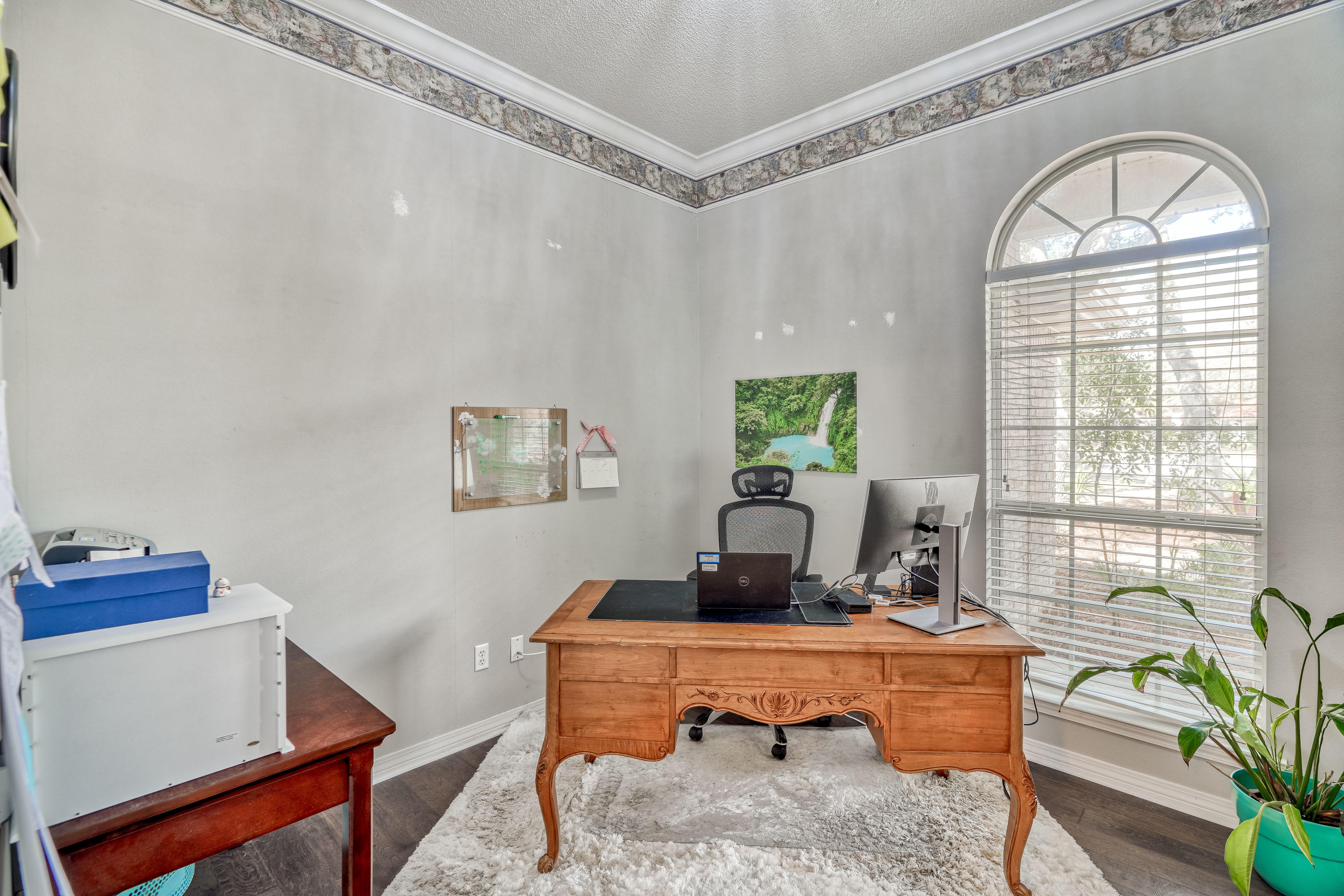 WINDSOR FOREST - Residential