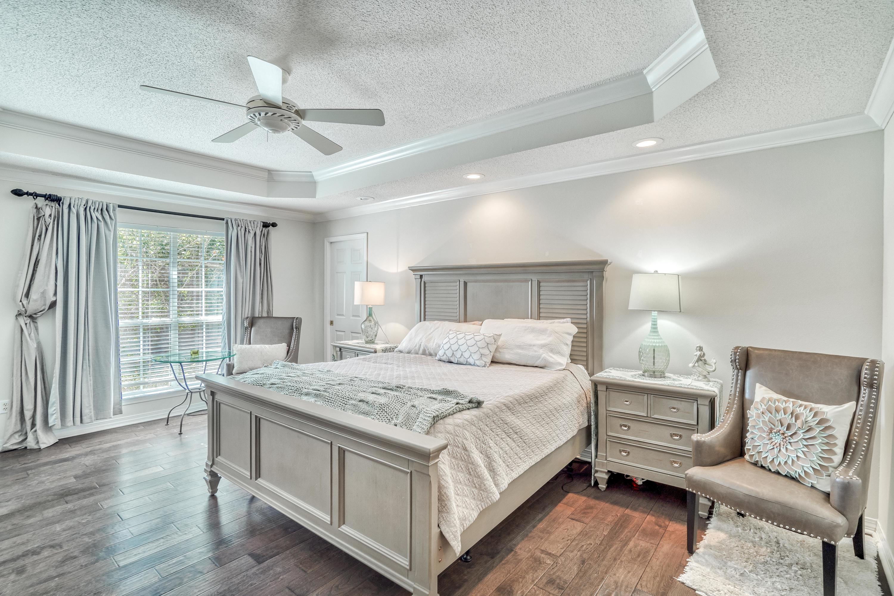 WINDSOR FOREST - Residential