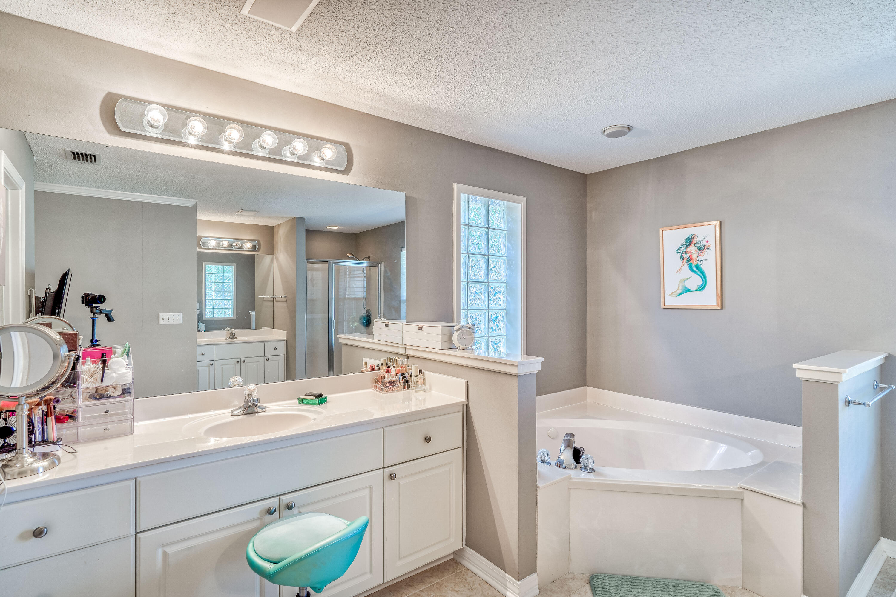 WINDSOR FOREST - Residential