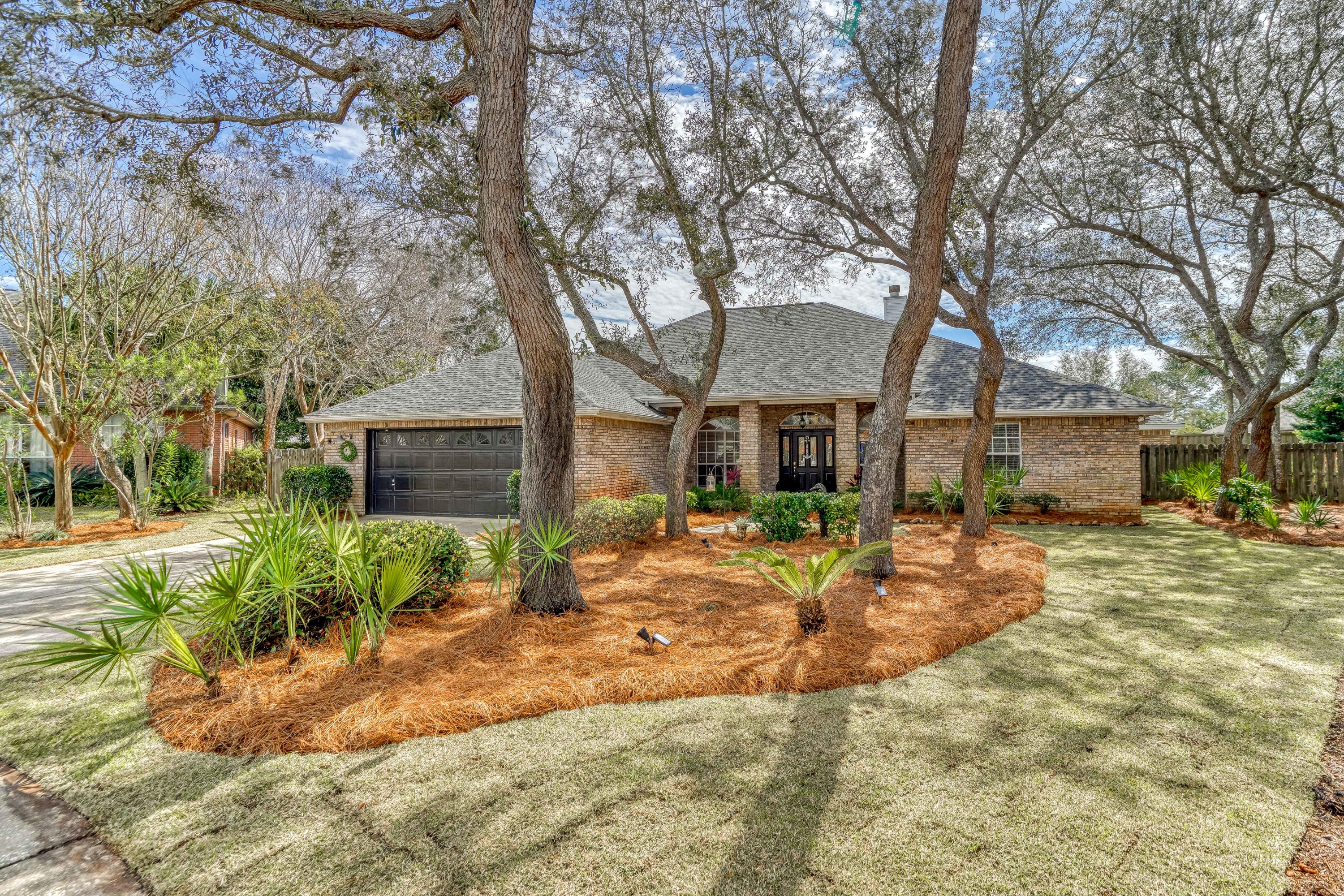 WINDSOR FOREST - Residential