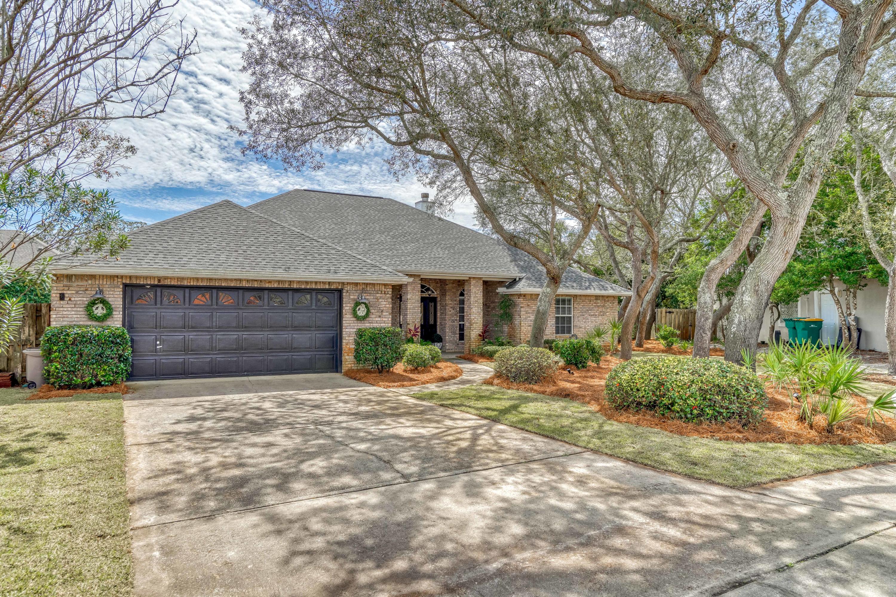 WINDSOR FOREST - Residential