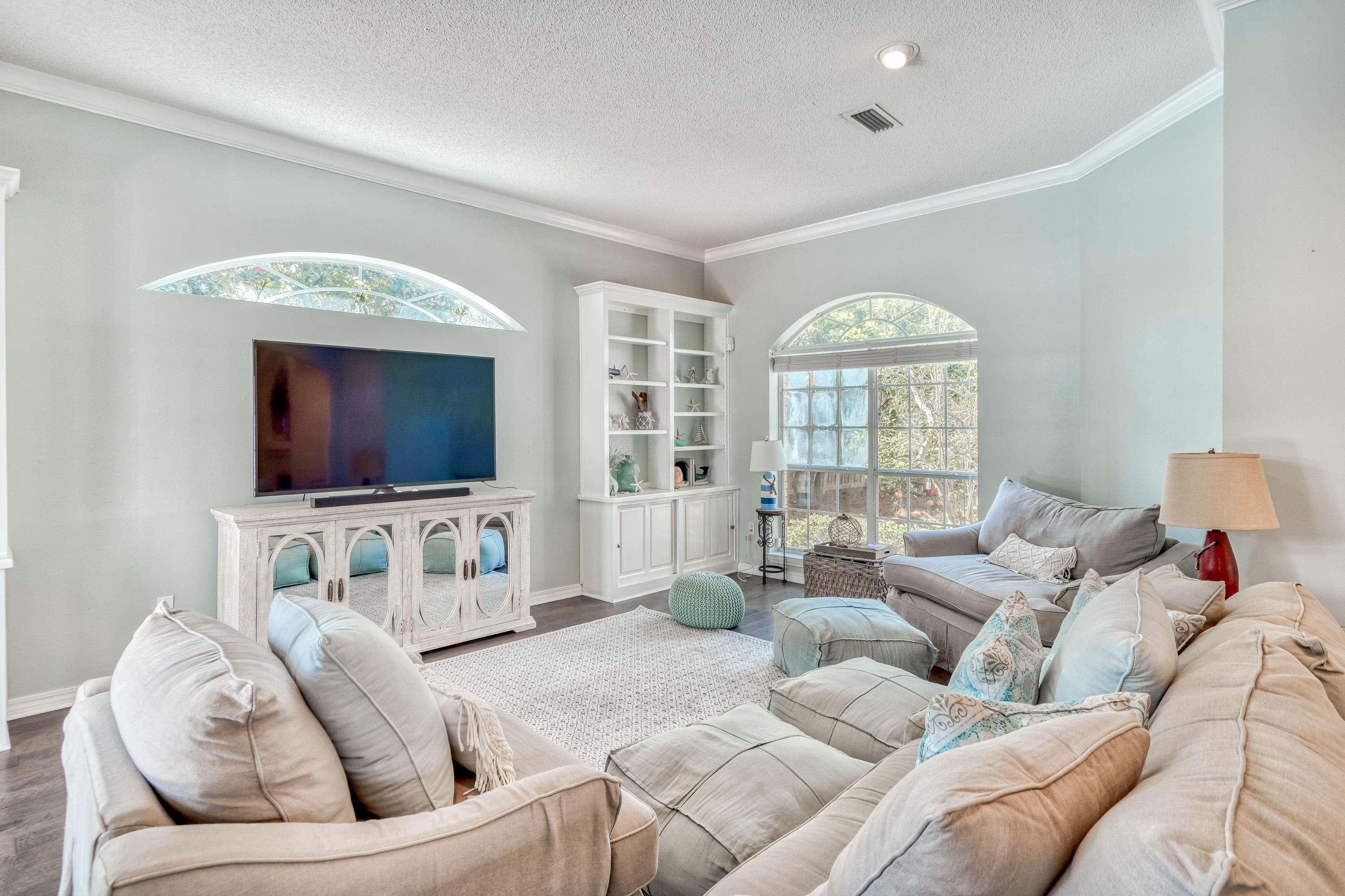 WINDSOR FOREST - Residential