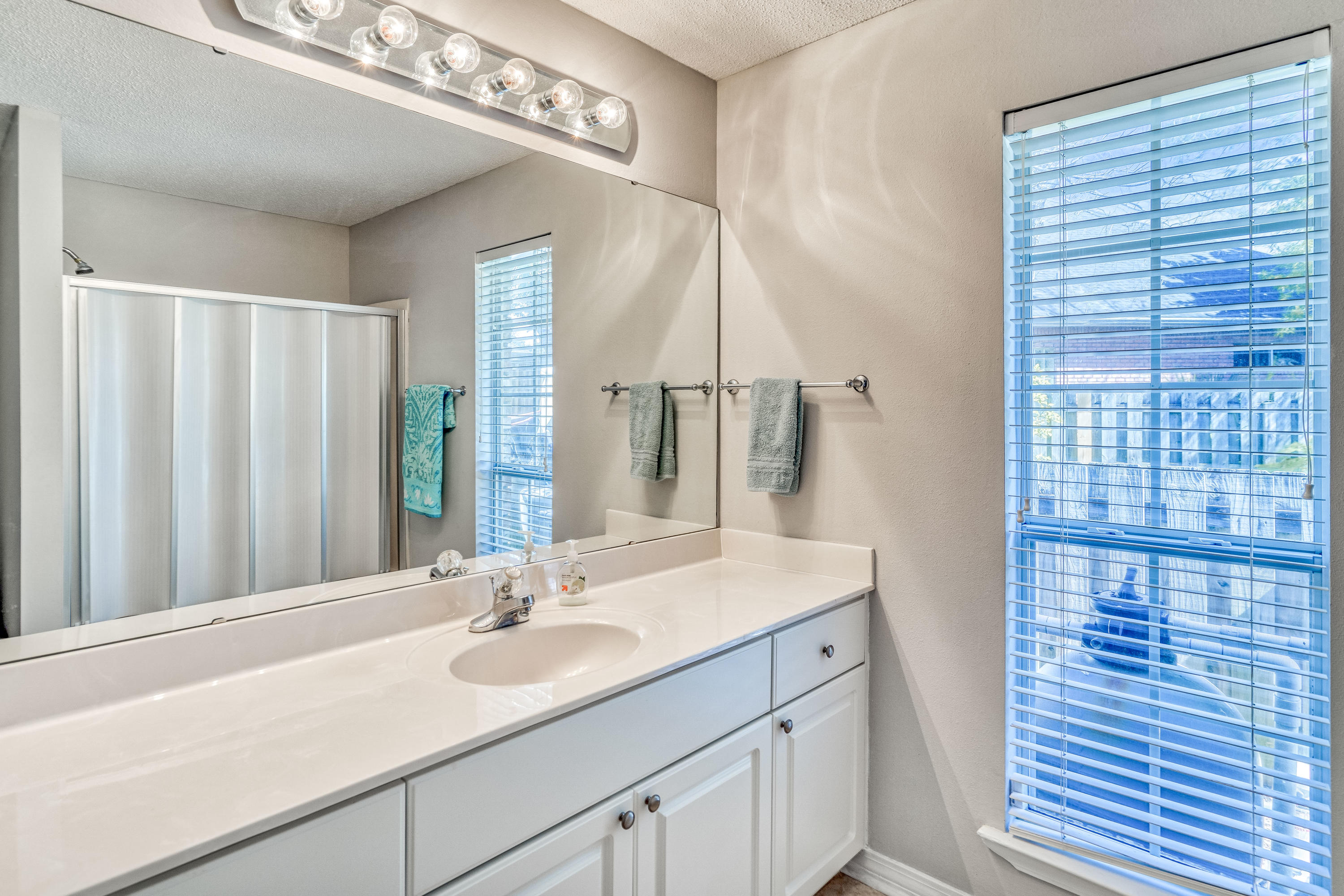 WINDSOR FOREST - Residential