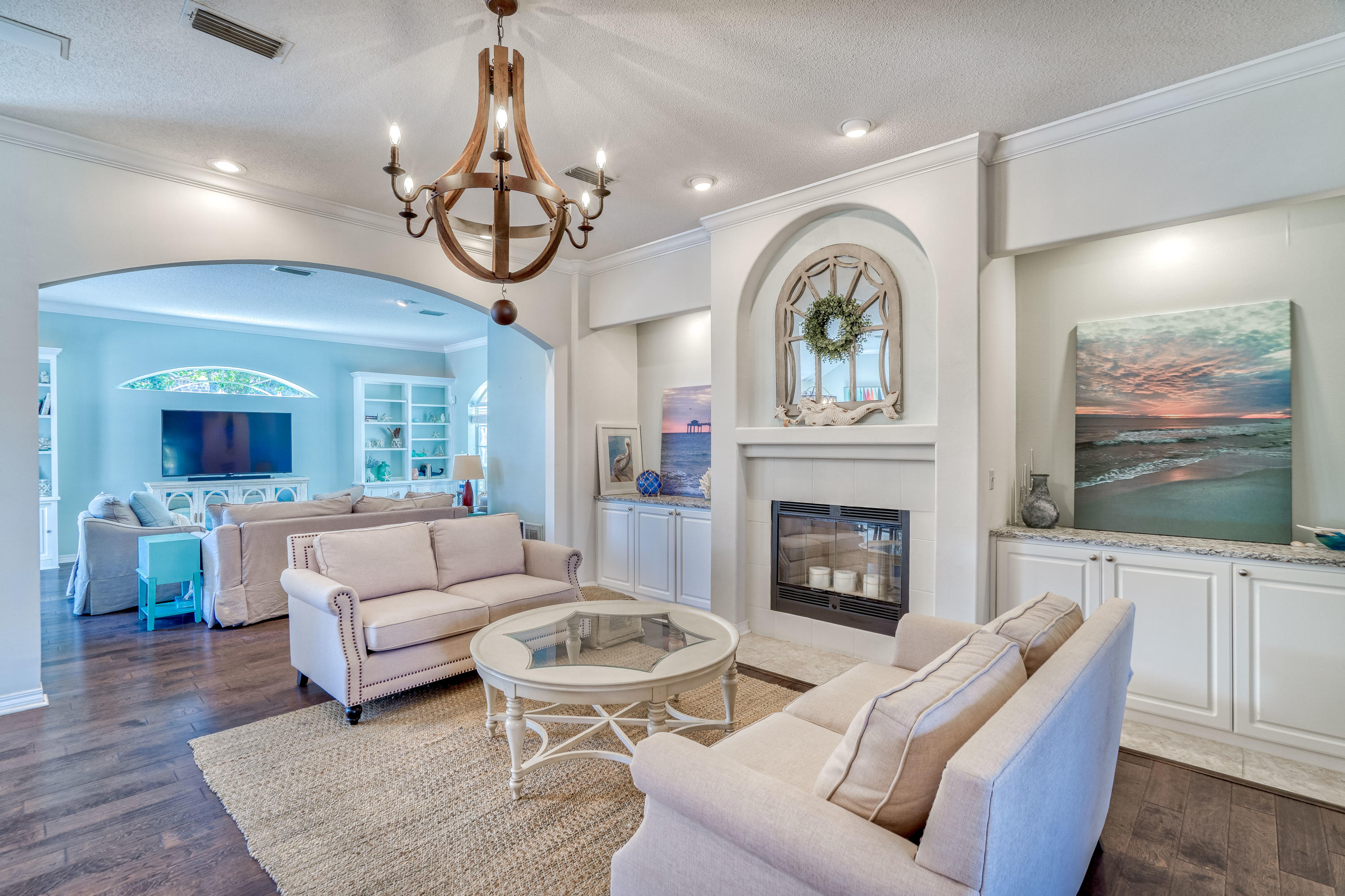 WINDSOR FOREST - Residential