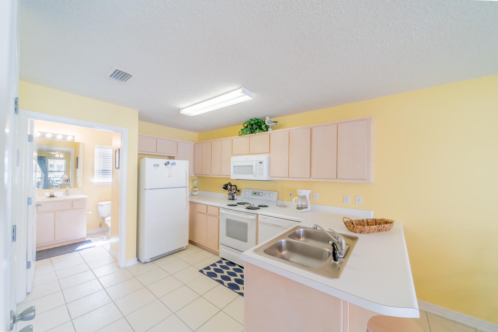 ROLLIN TIDE VILLAS - Residential Lease