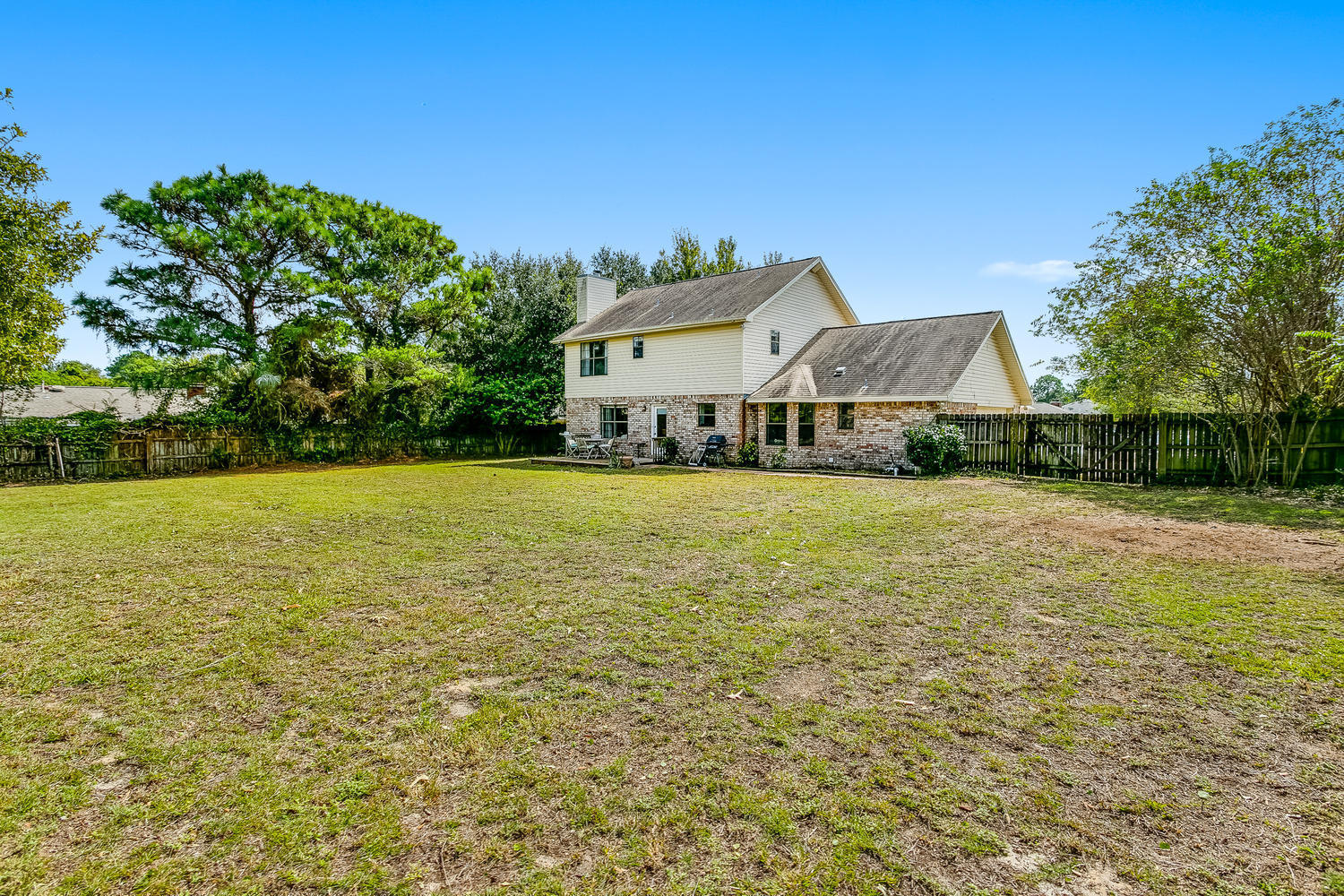 TIGER POINT VILLAGE 1 - 3 - Residential