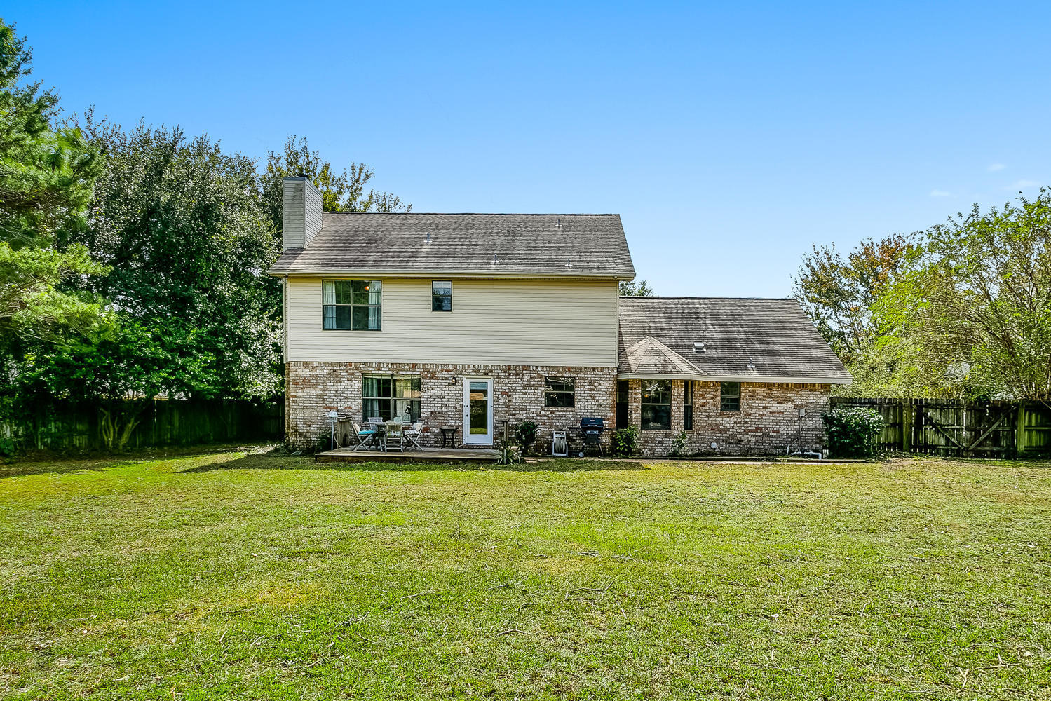 TIGER POINT VILLAGE 1 - 3 - Residential