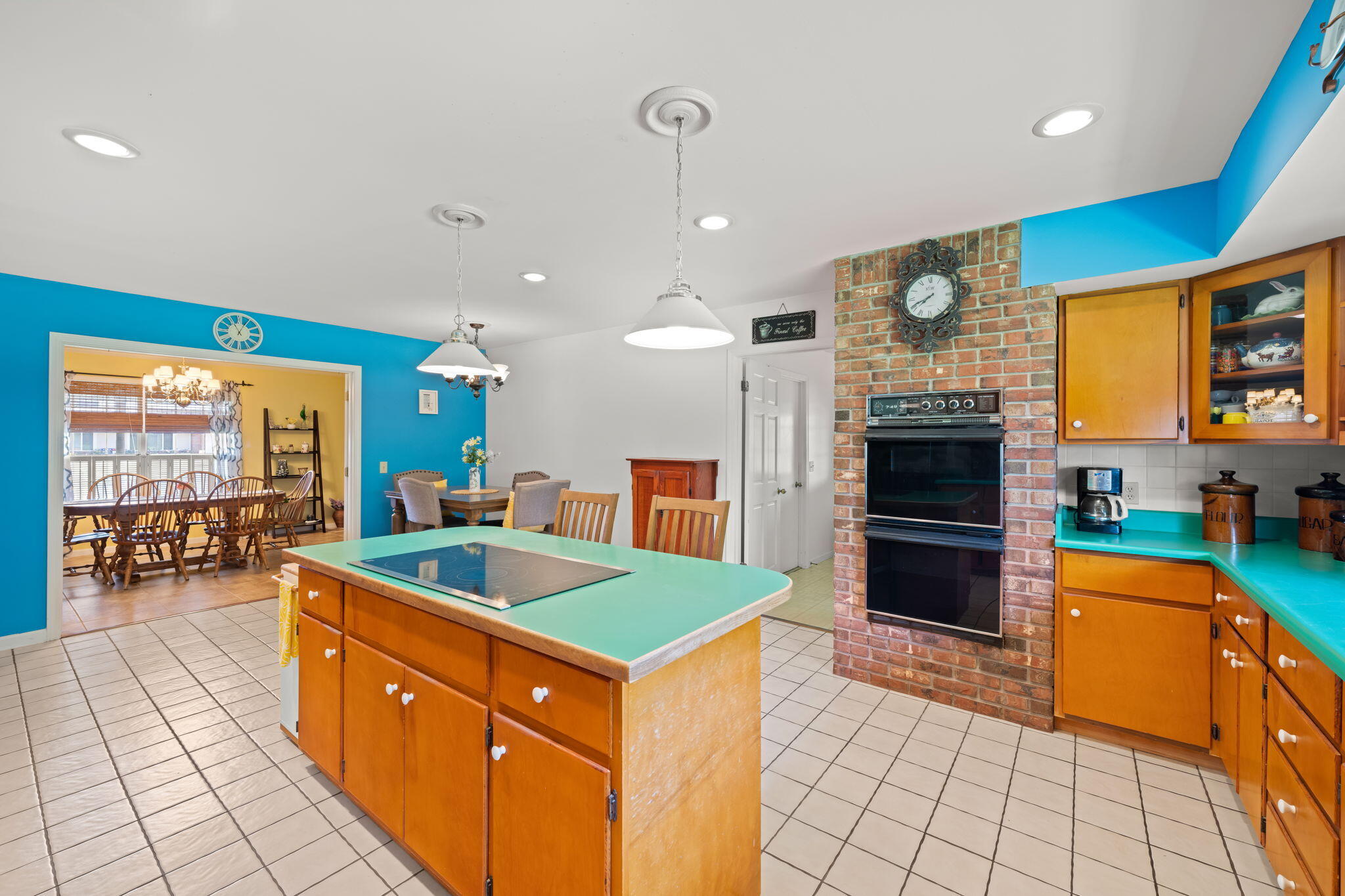 CANDLEWICK ACRES - Residential