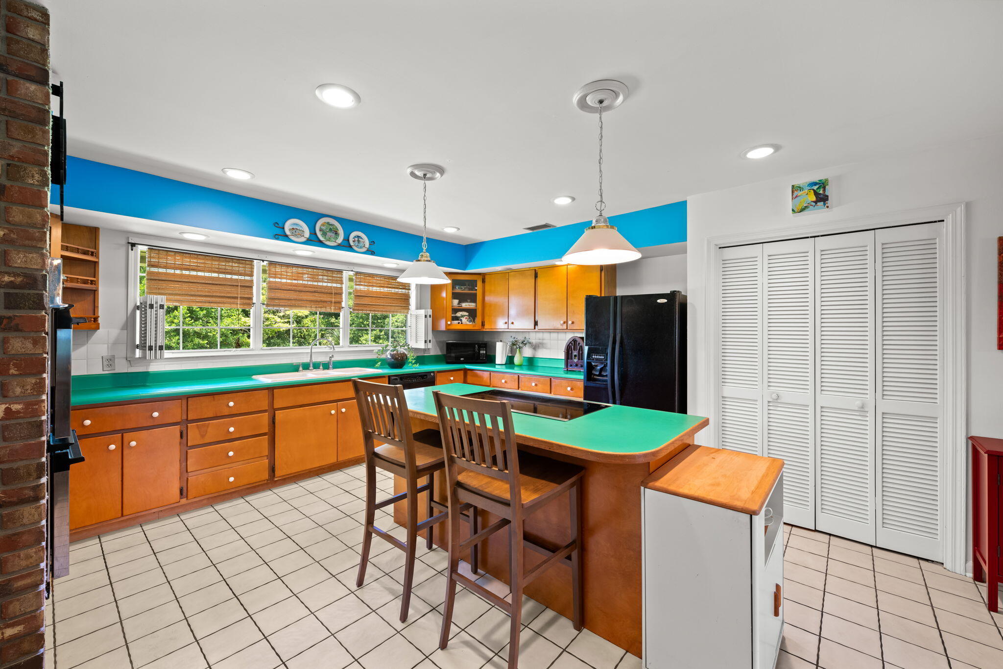 CANDLEWICK ACRES - Residential