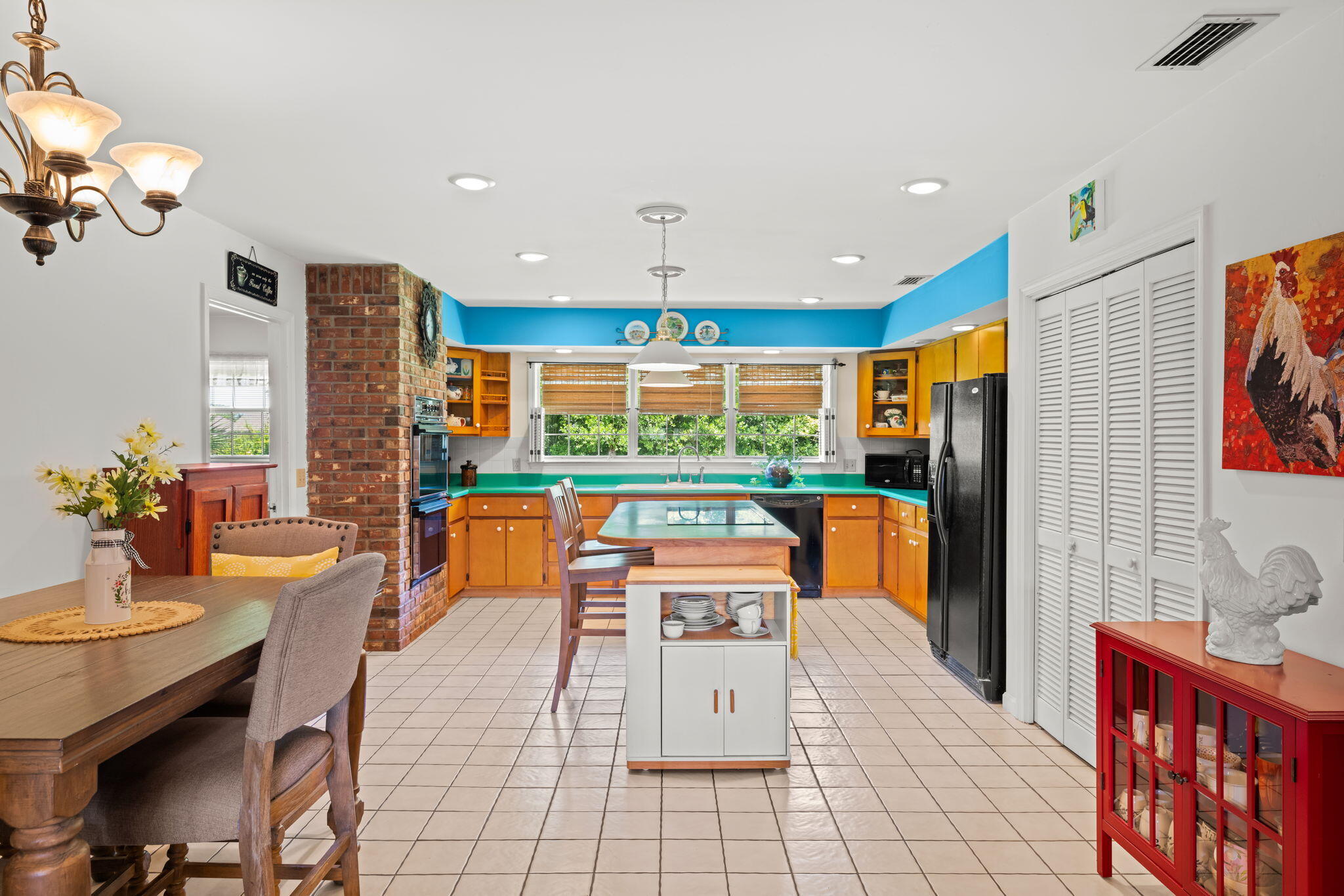 CANDLEWICK ACRES - Residential