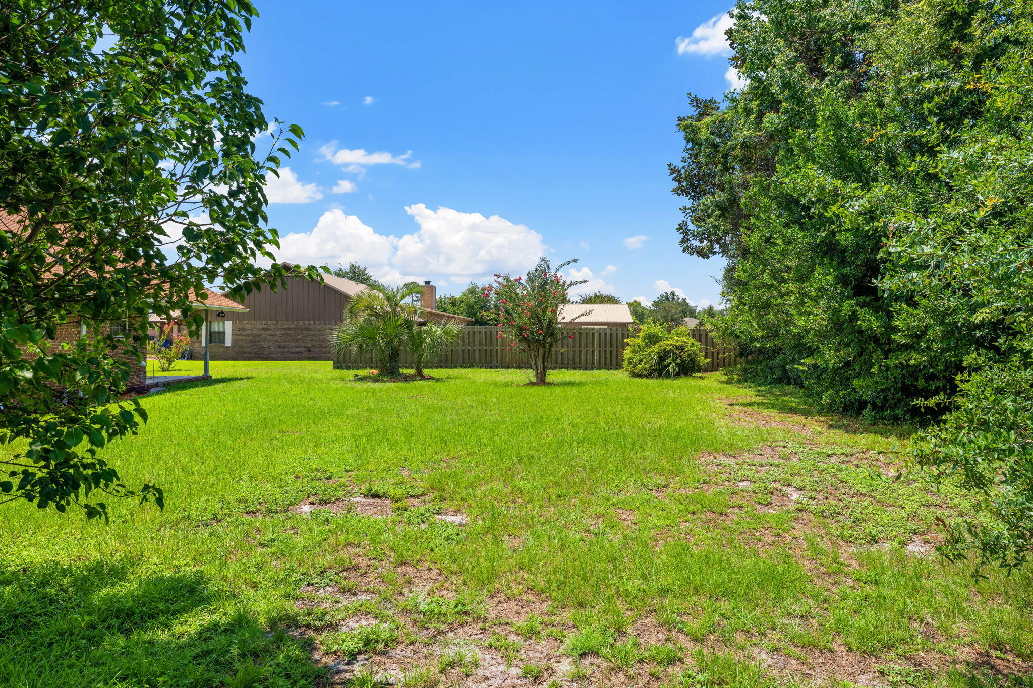 CANDLEWICK ACRES - Residential