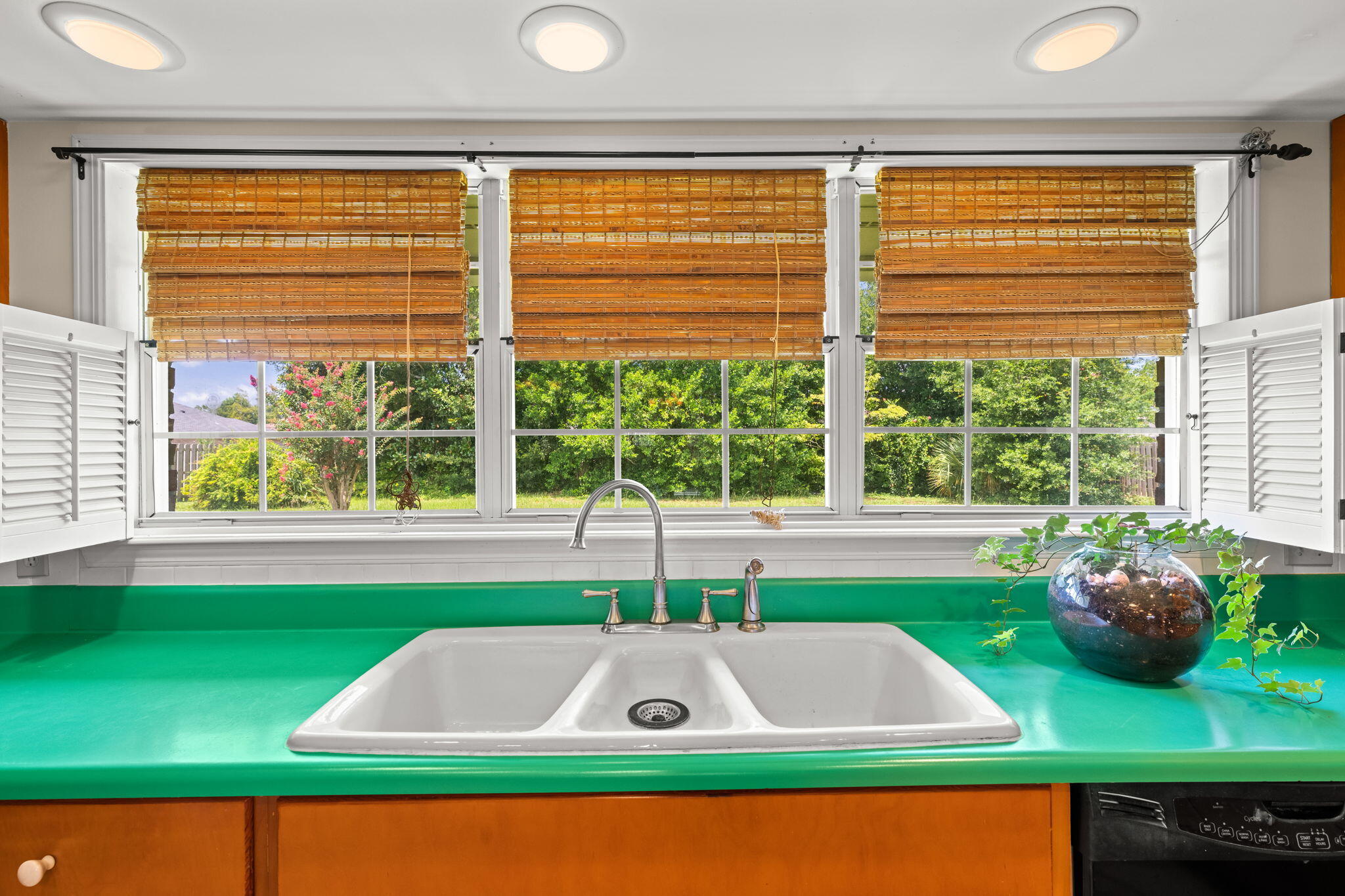 CANDLEWICK ACRES - Residential