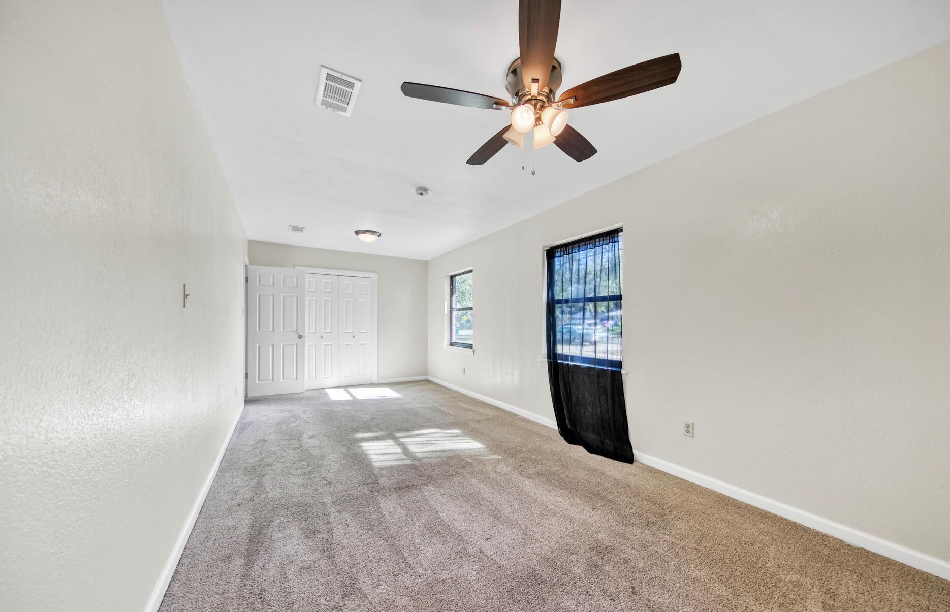 CAROL ANNE MANOR - Residential