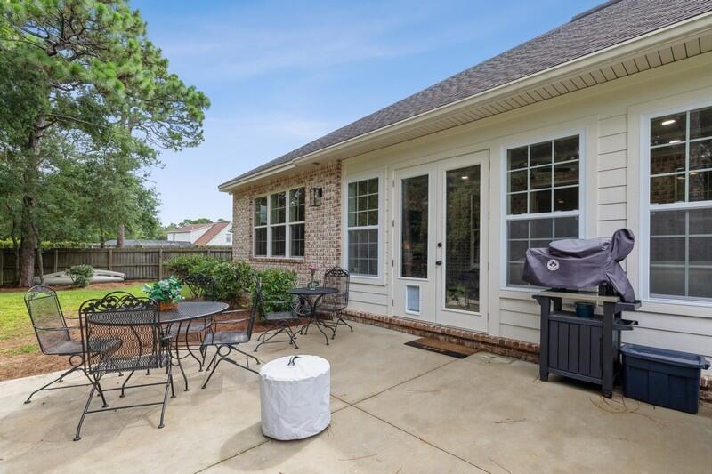 THE STABLES AT ROCKY BAYOU - Residential