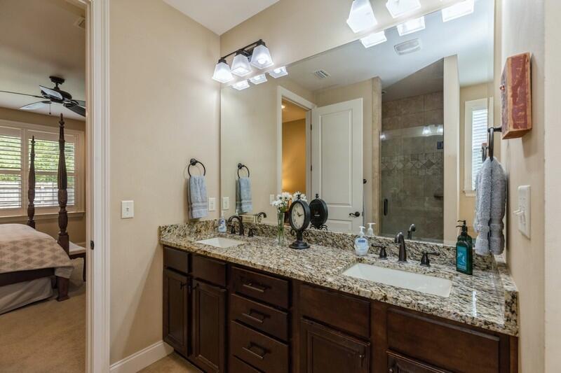 THE STABLES AT ROCKY BAYOU - Residential