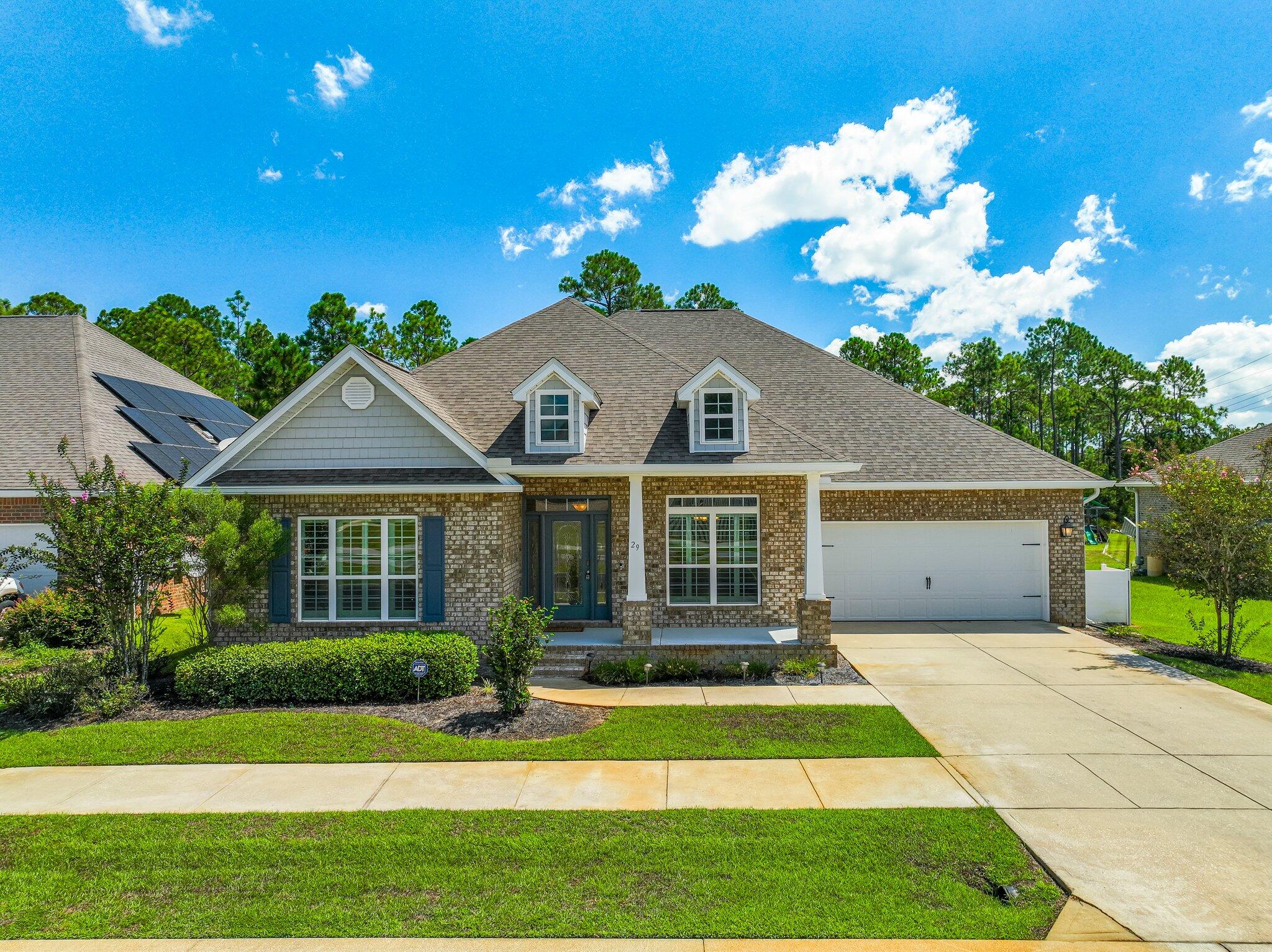 A rare find in Santa Rosa Beach, don't miss out on this 5 bedroom, 3.5 bath, one story home!The neighborhood of Peach Creek is located in between all of South Walton schools and in the center of Panama City Beach and Destin for the city feeling (approximately 25 minutes to either city). This home features vaulted ceilings, beautiful kitchen backsplash, crown moulding, granite countertops, stainless appliances, plantation shutters and a washer and dryer! All bedrooms are spacious and the grande kitchen flows into the main living room so you will always be part of the entertainment.***Home is unfurnished.